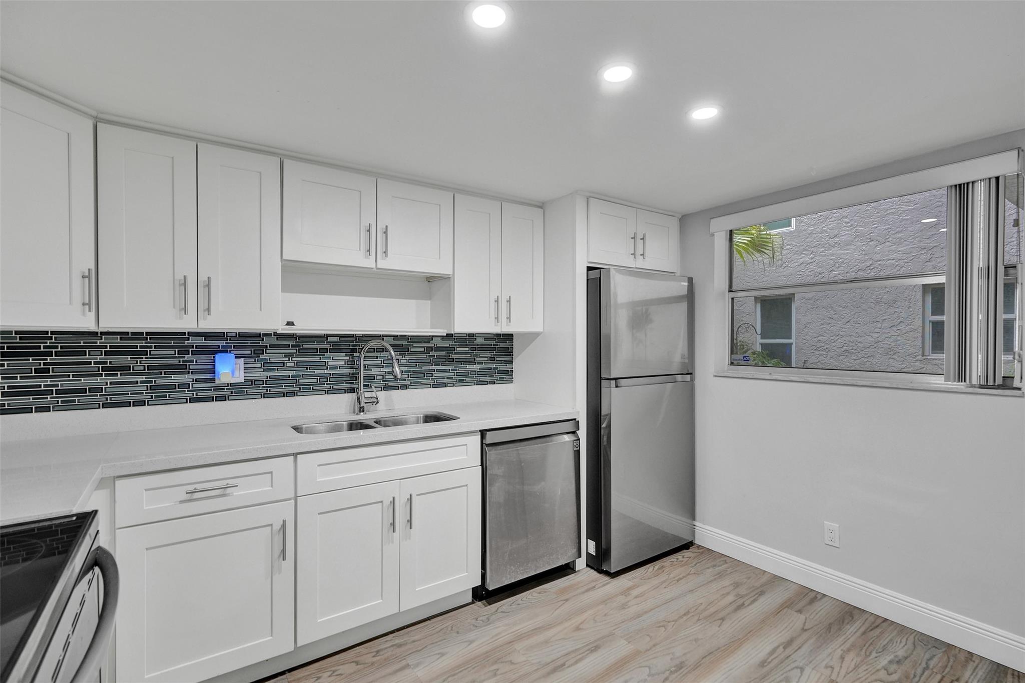 3100 Riverside Dr 109