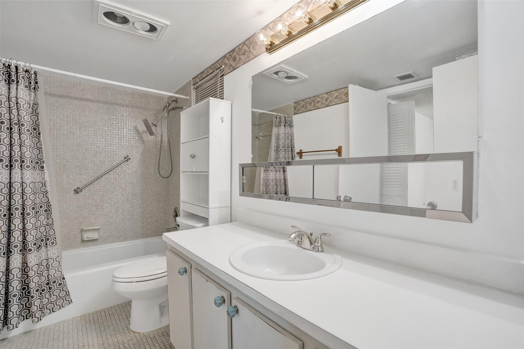 3040 Holiday Springs Blvd 307