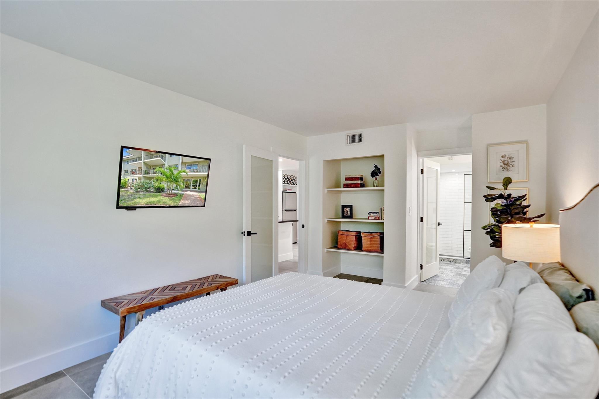 3000 NE 5th Ter 114-A