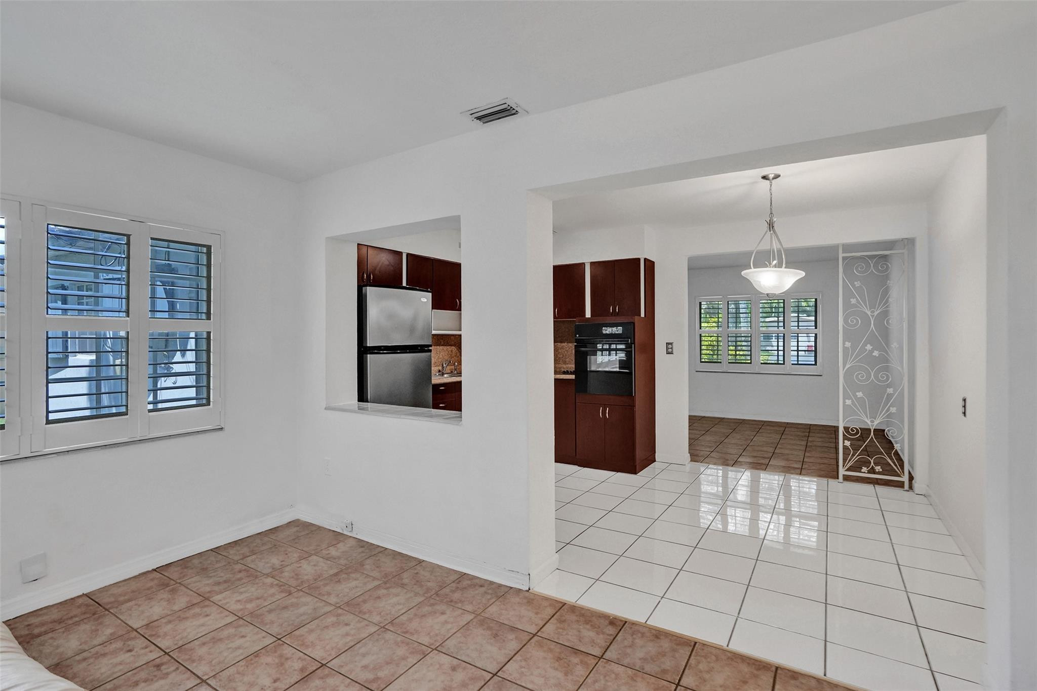 3019 SW 68th Ave