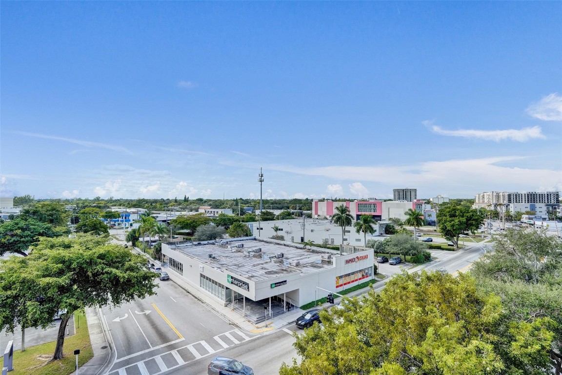 1465 NE 123rd St 714