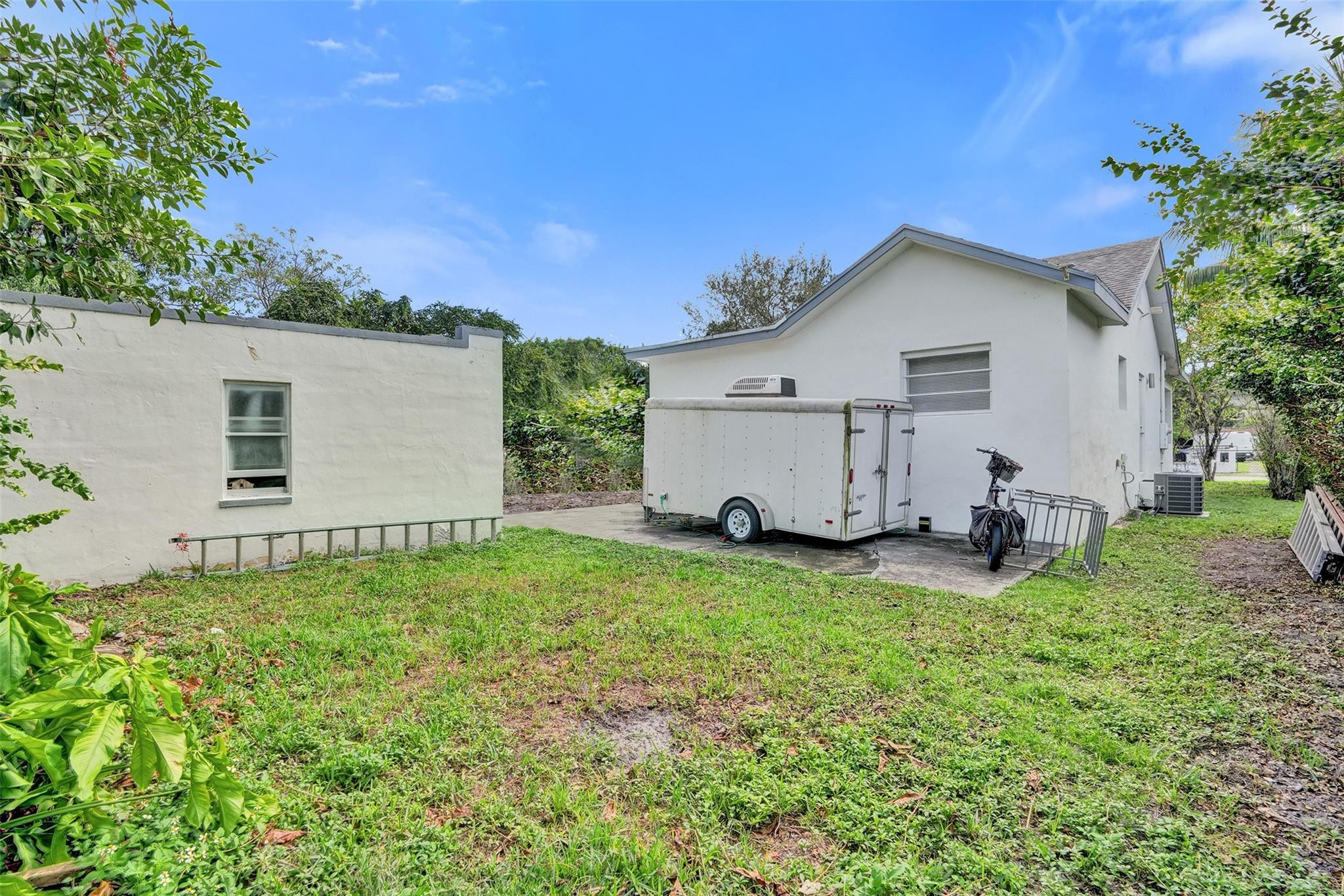 763 NW 41st St