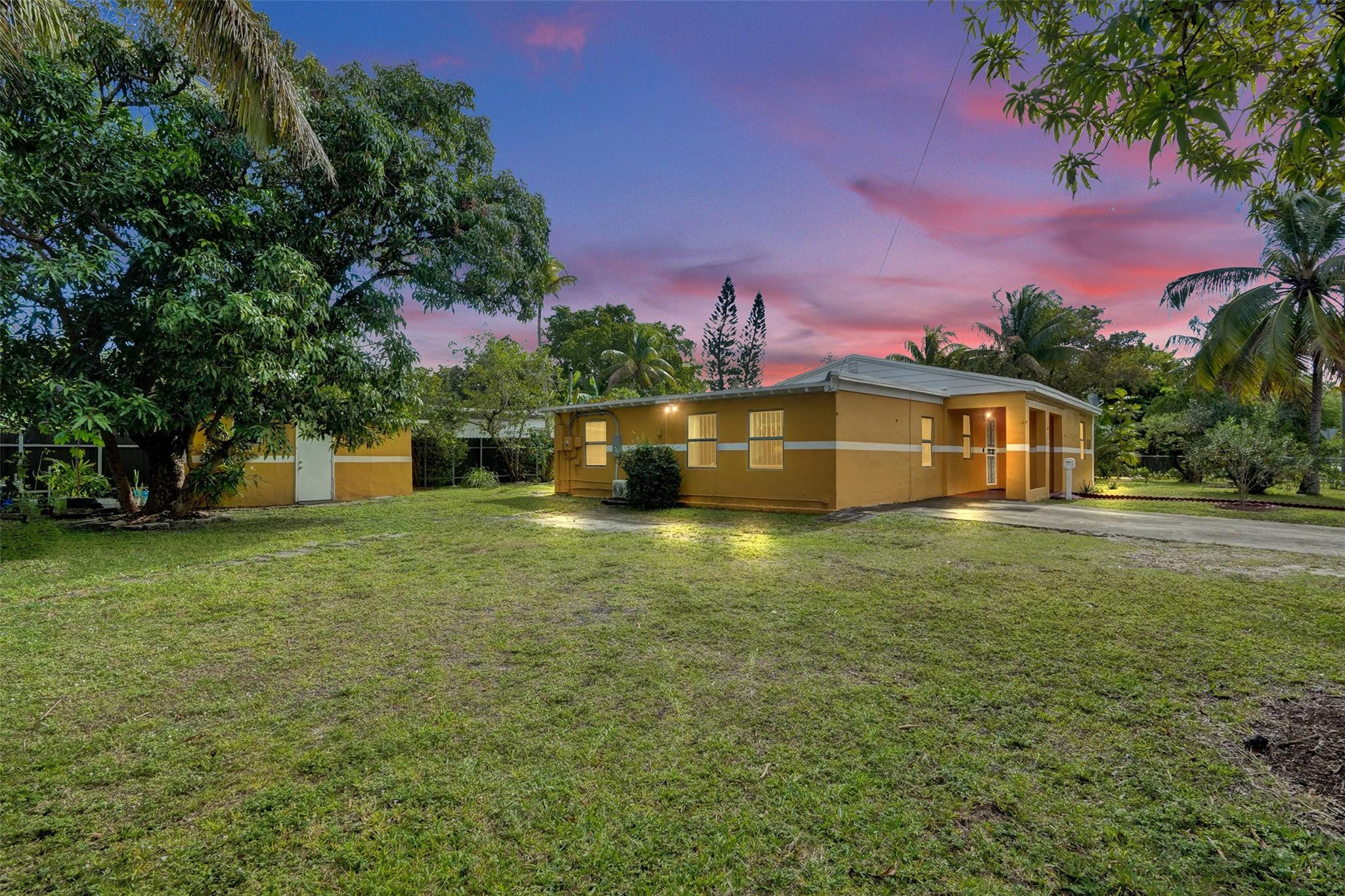 14115 NE 11th Avenue