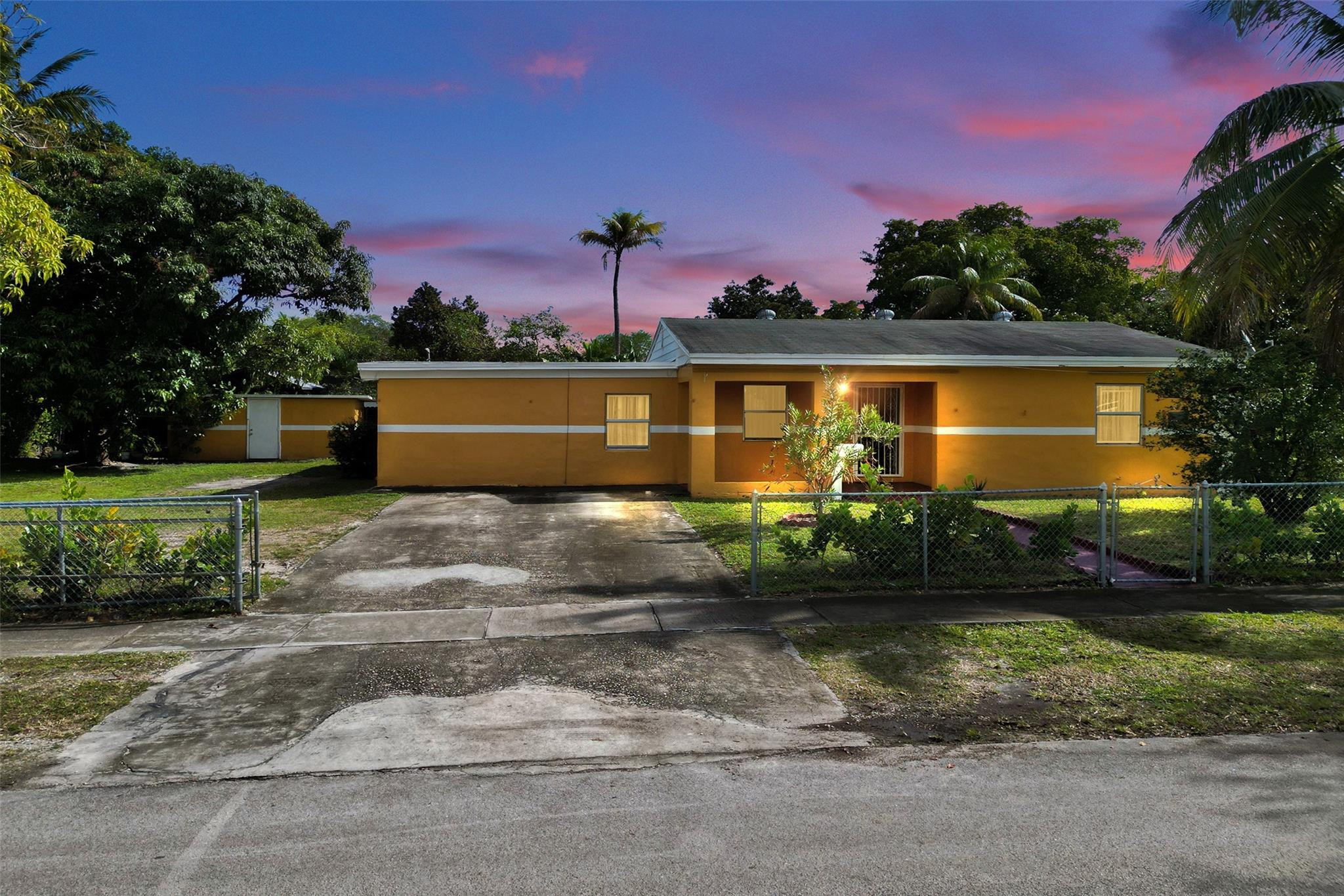 14115 NE 11th Avenue