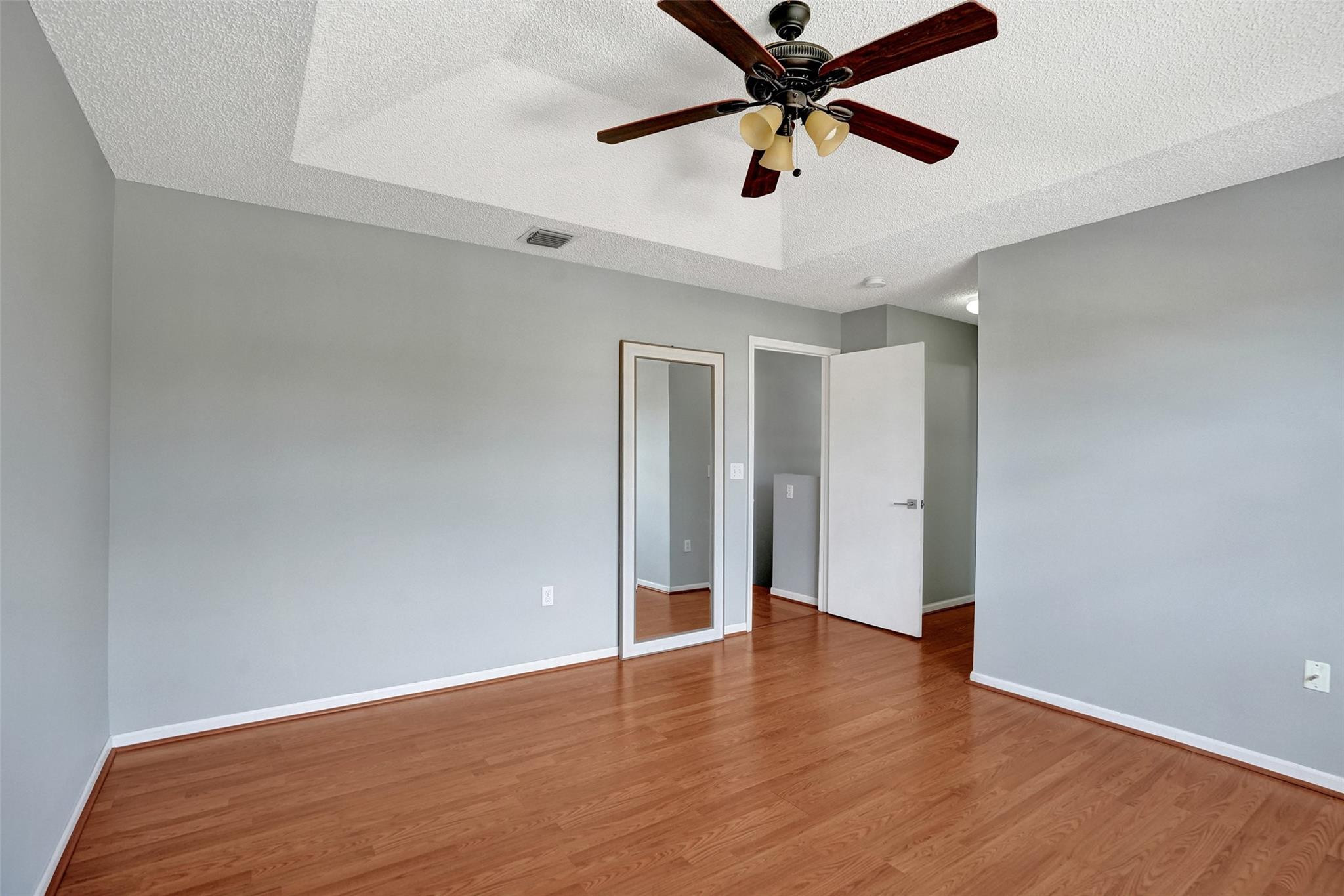 4055 Eastridge Drive