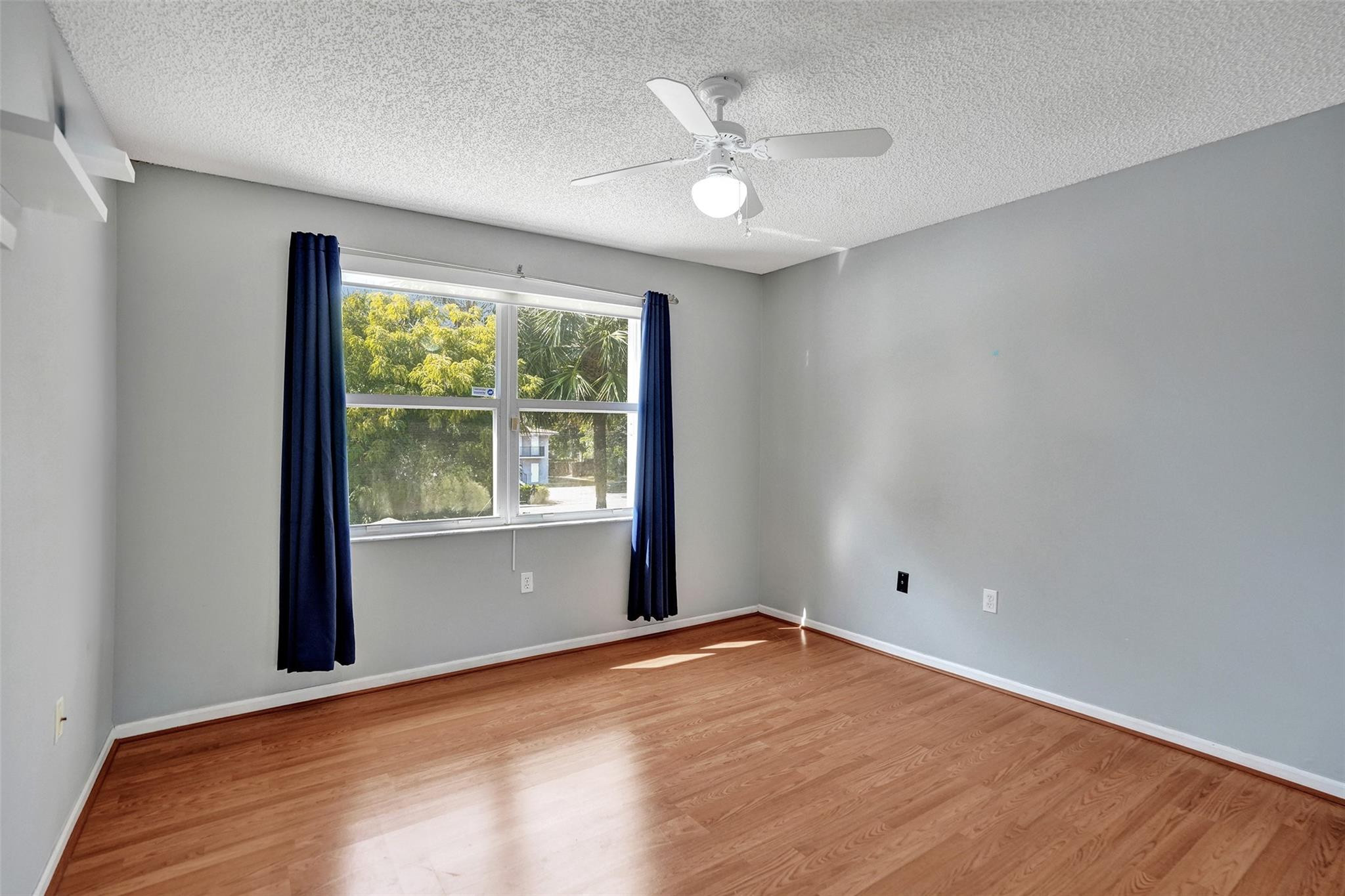 4055 Eastridge Drive