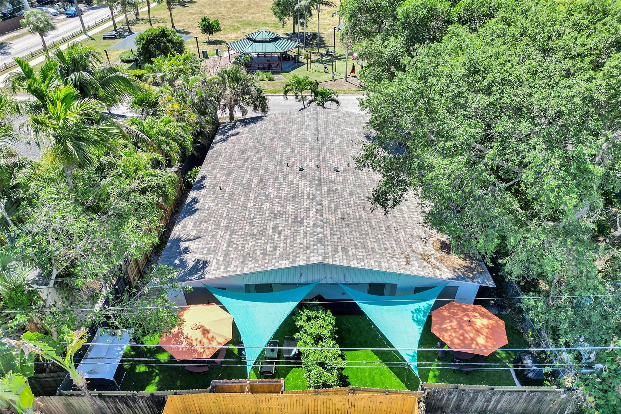 909 SW 16th Street
