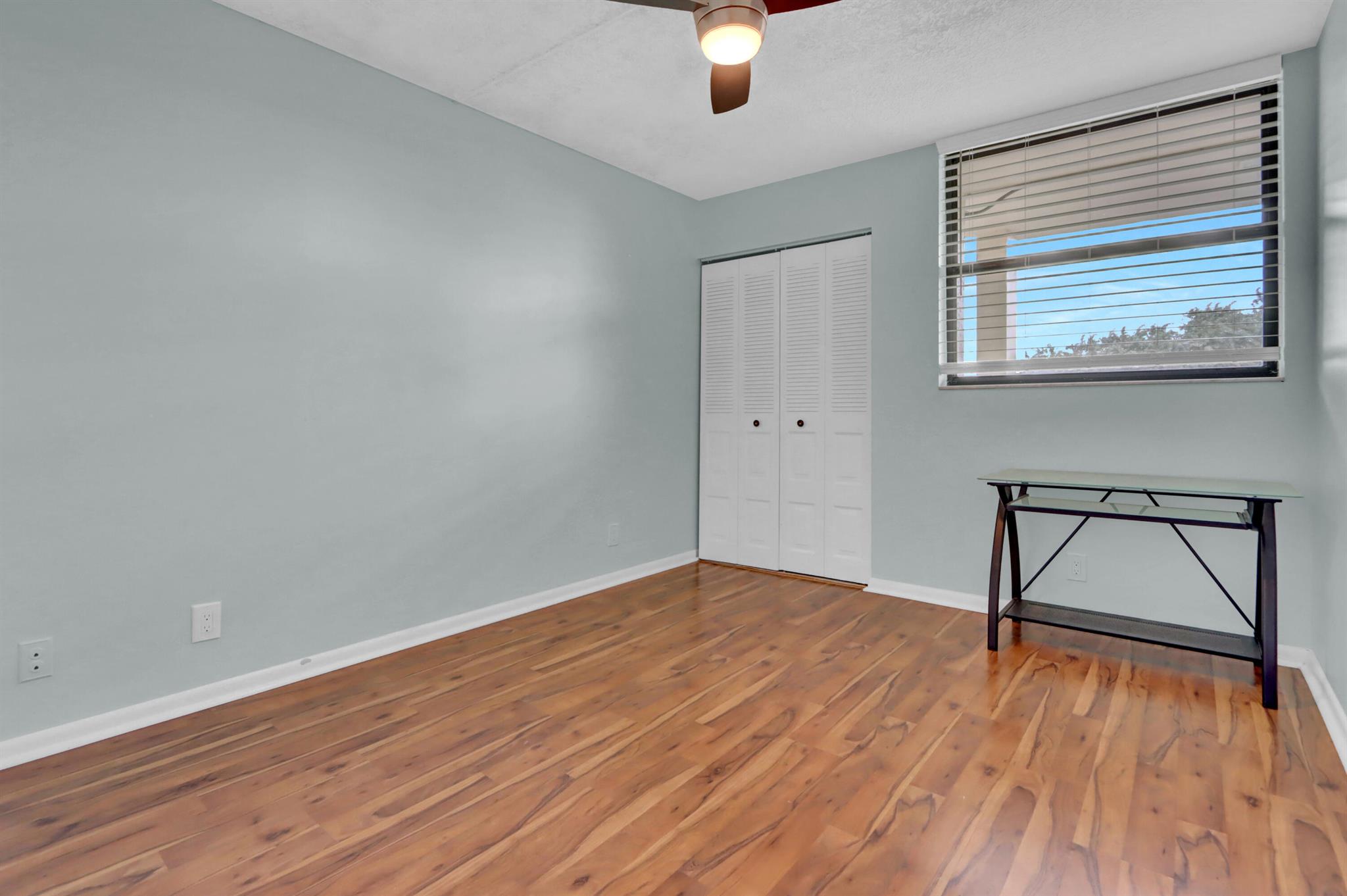 118 Lake Emerald Drive 209