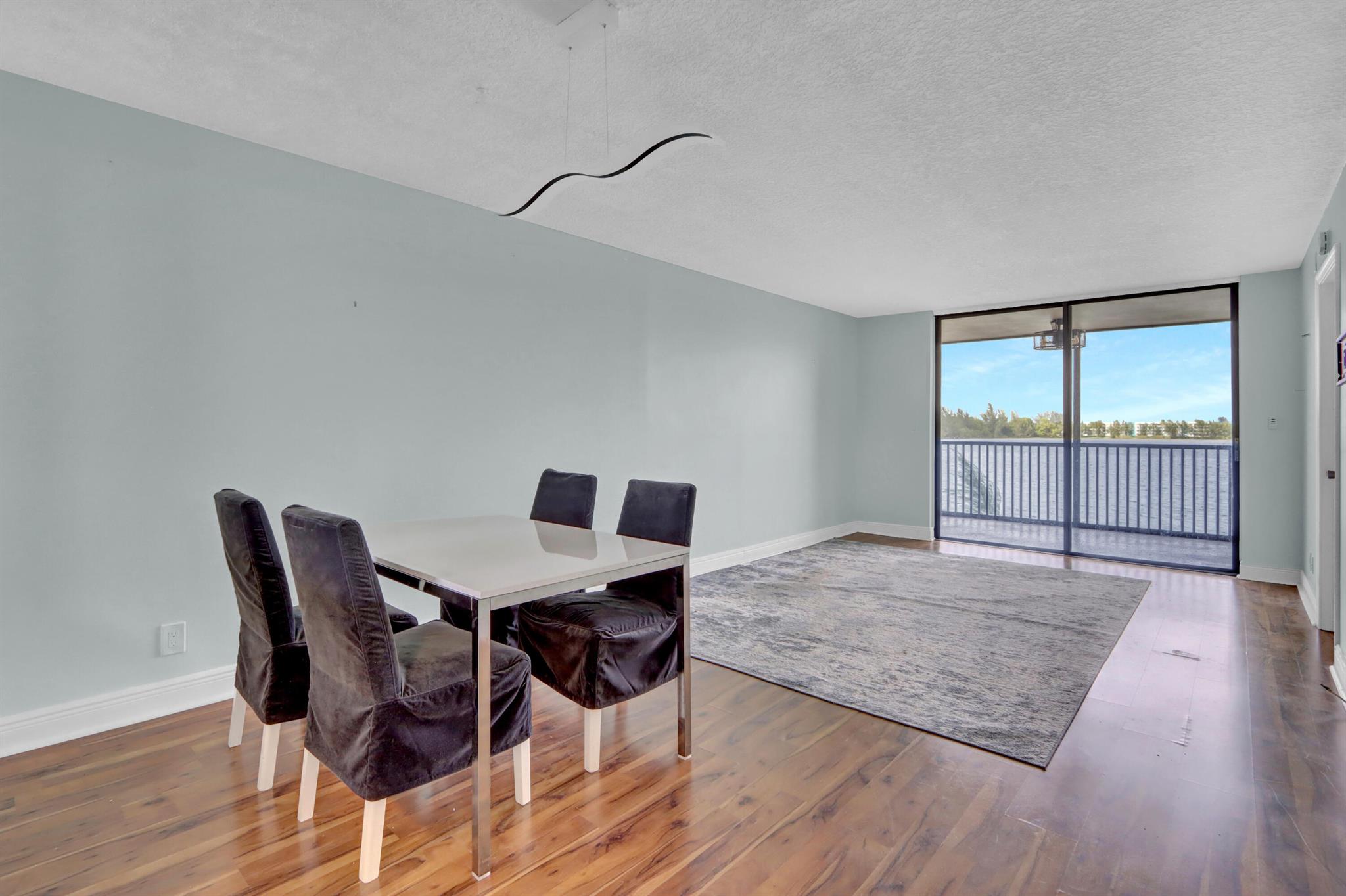 118 Lake Emerald Drive 209