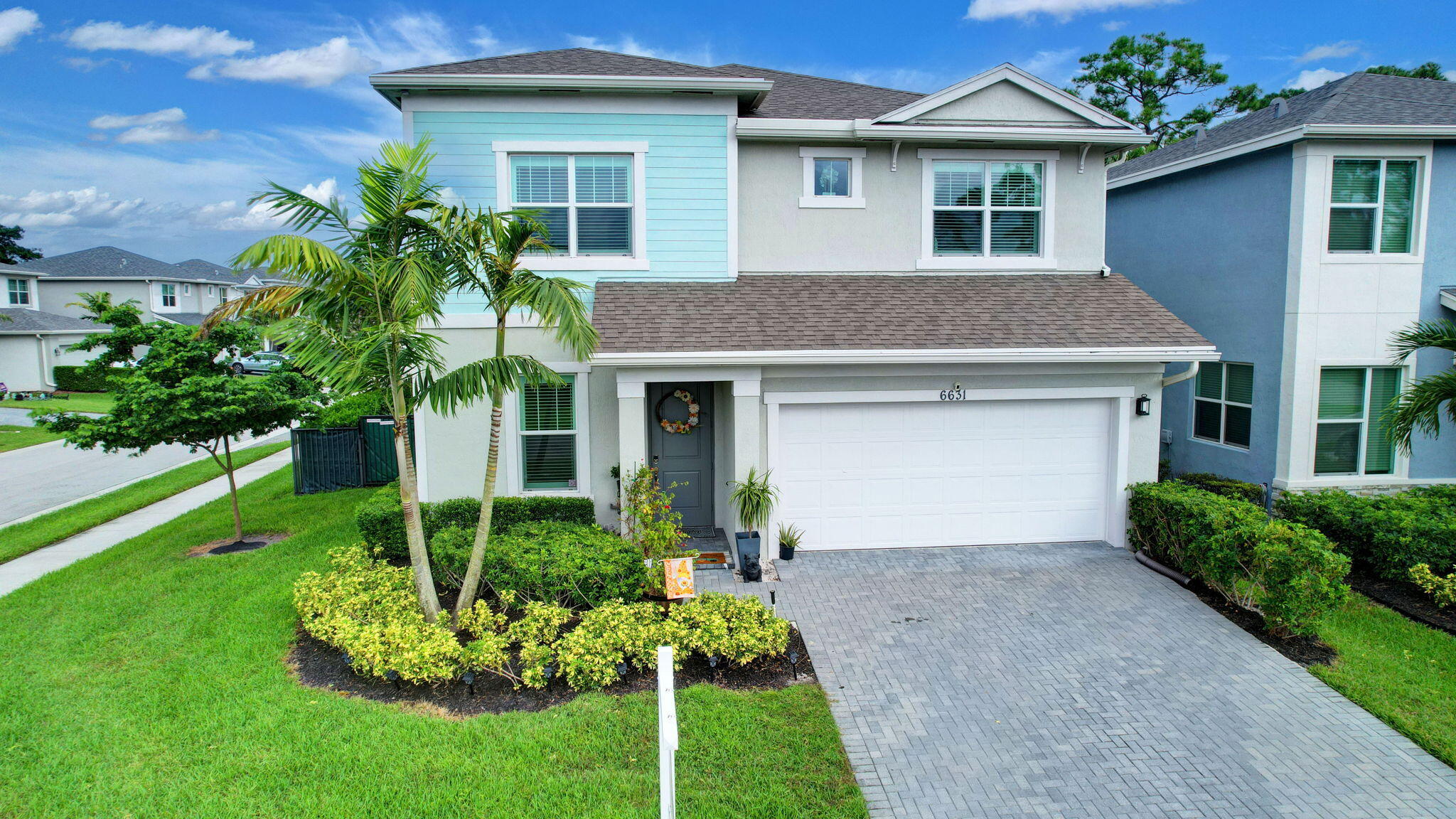 6631 Pointe Of Woods Drive