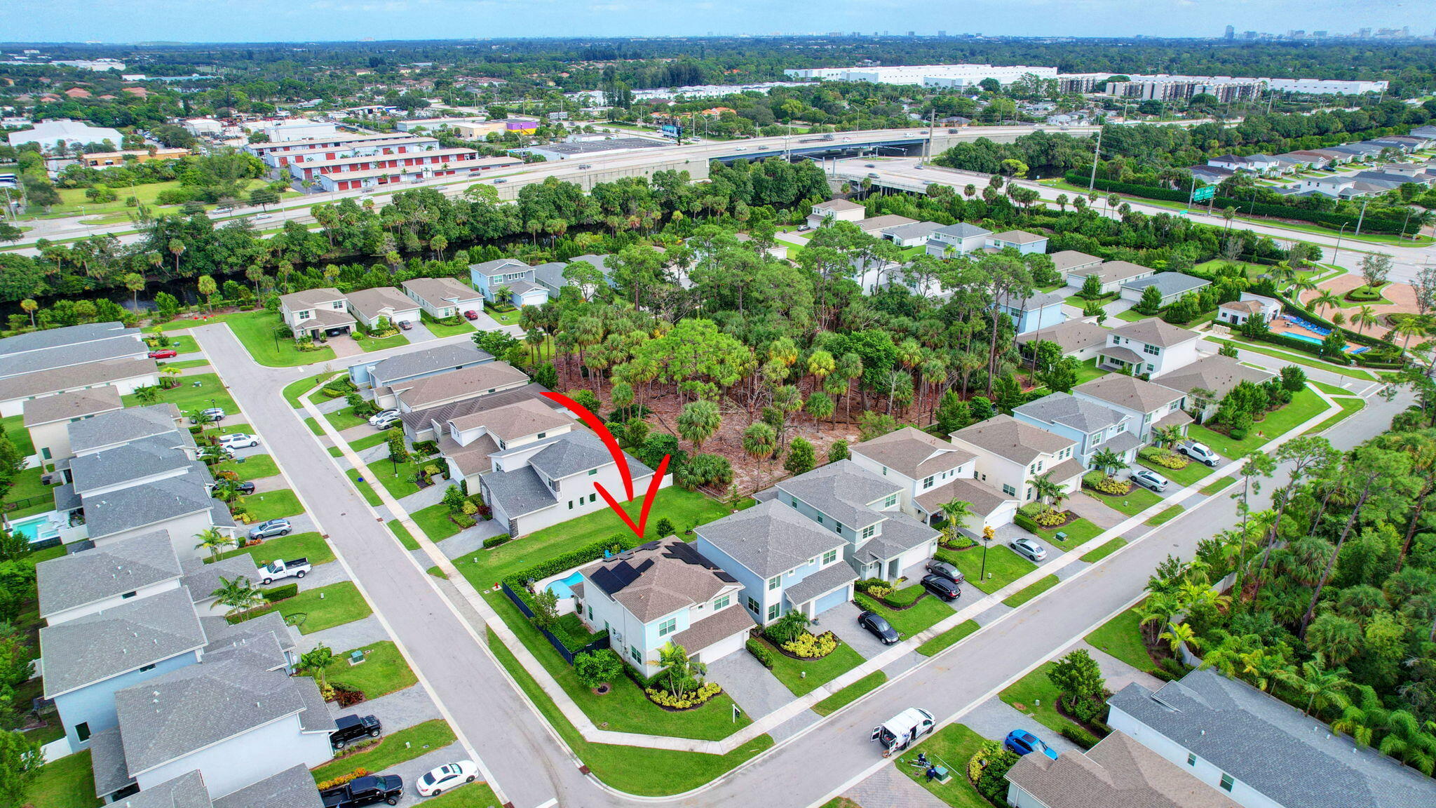 6631 Pointe Of Woods Drive