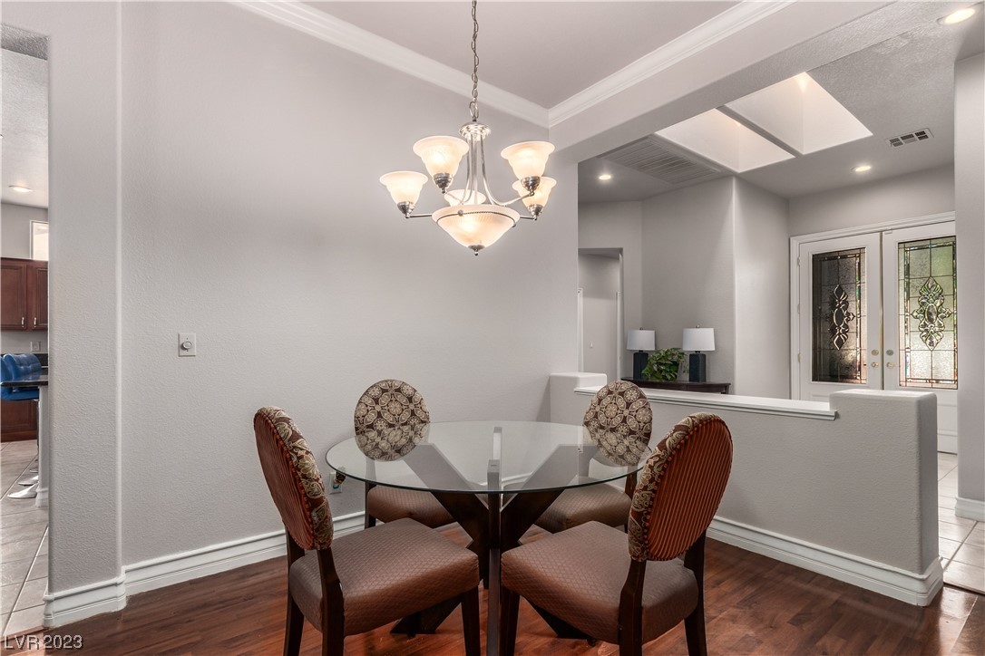 2727 Cool Lilac Avenue