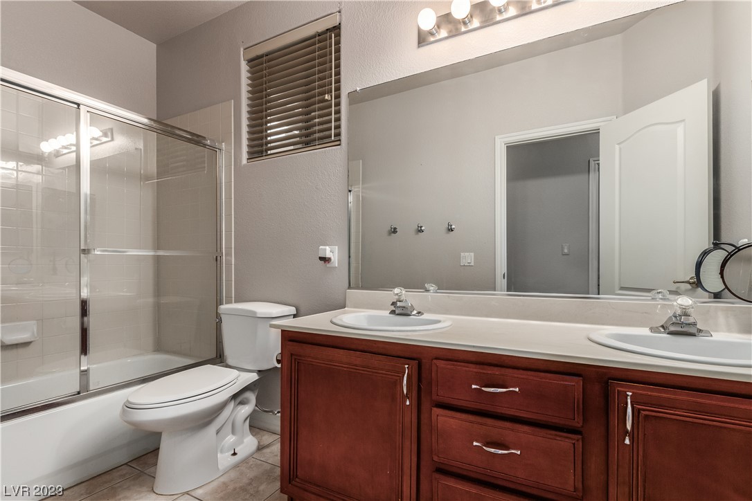 2727 Cool Lilac Avenue