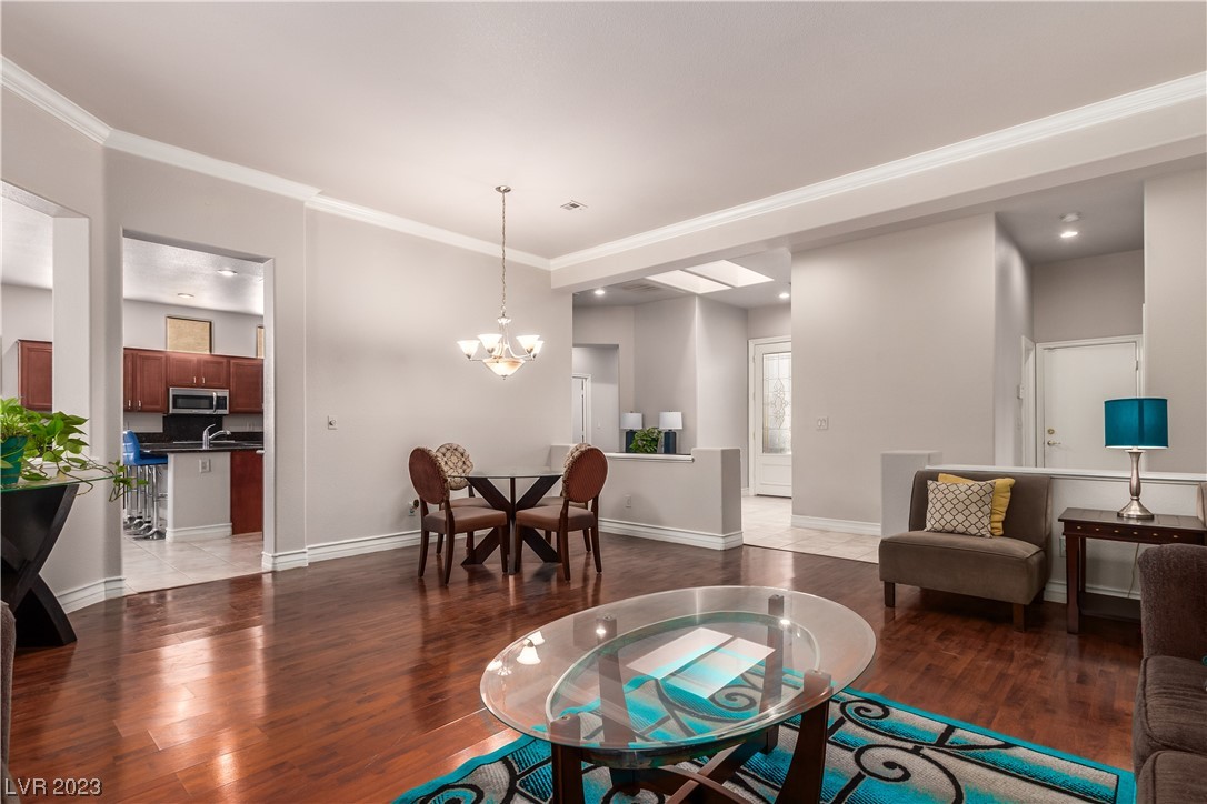 2727 Cool Lilac Avenue