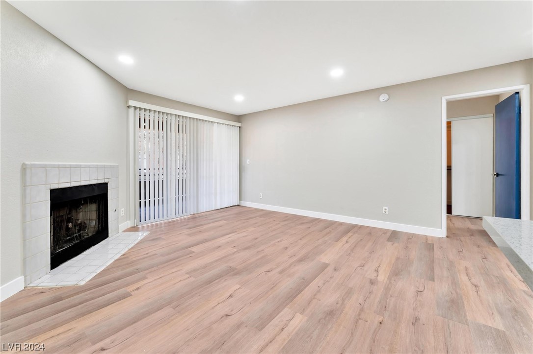 2200 South Fort Apache Road 2237