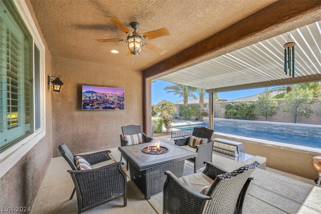 9729 Guiding Light Avenue