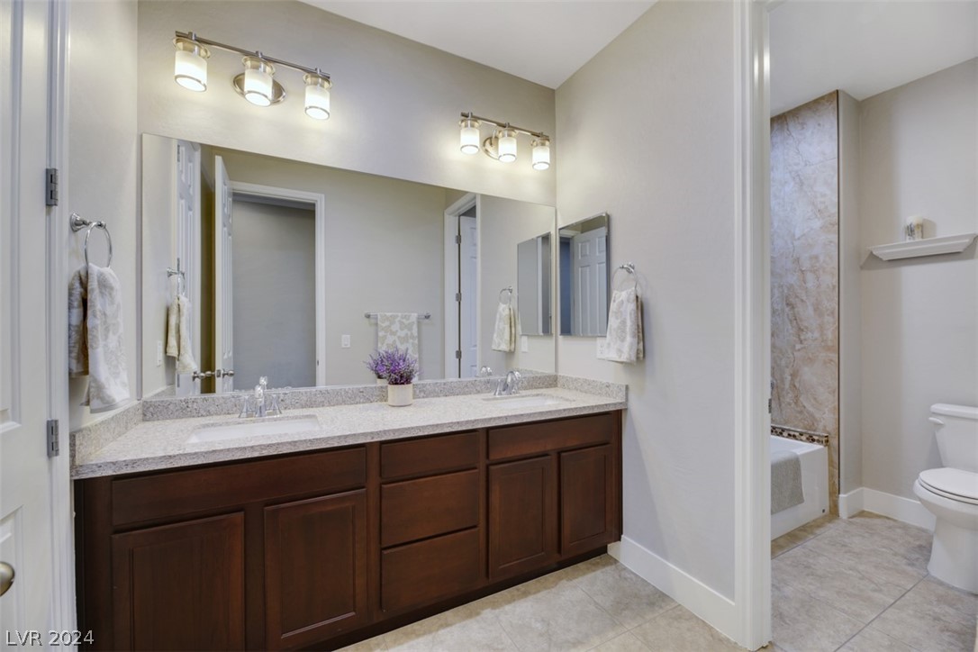 9729 Guiding Light Avenue