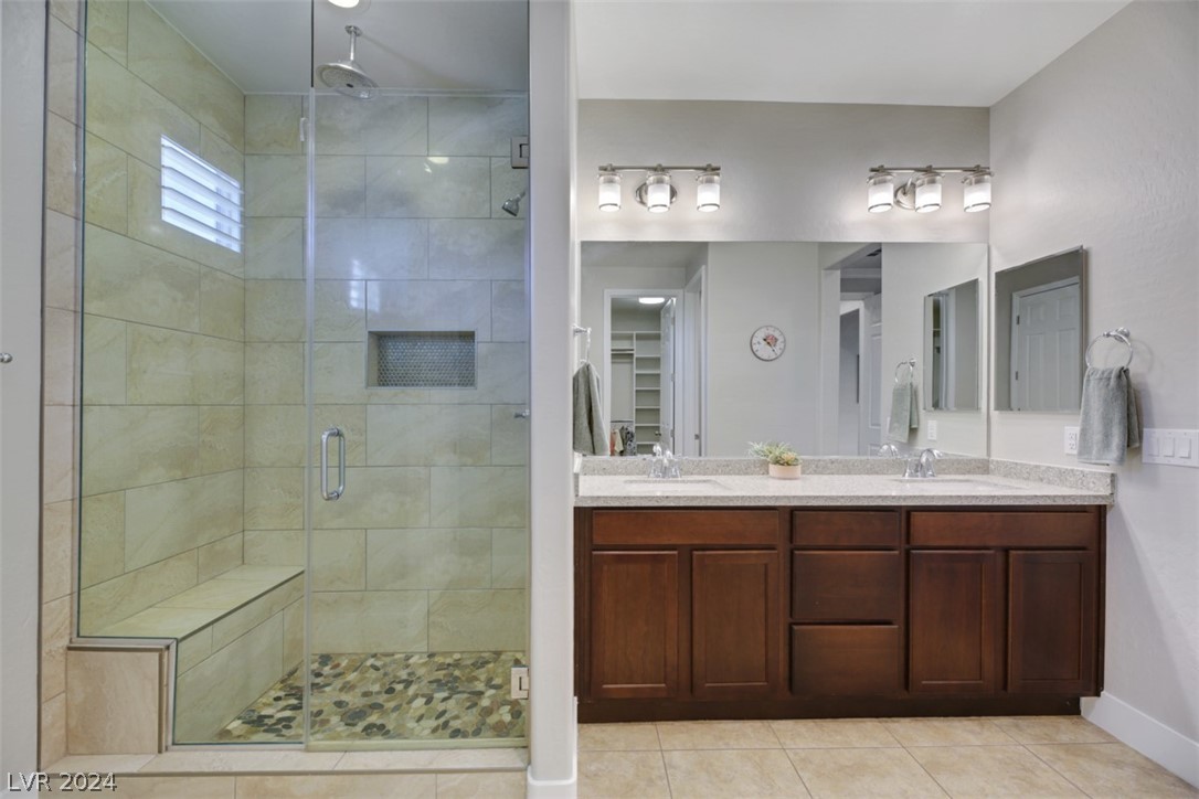 9729 Guiding Light Avenue