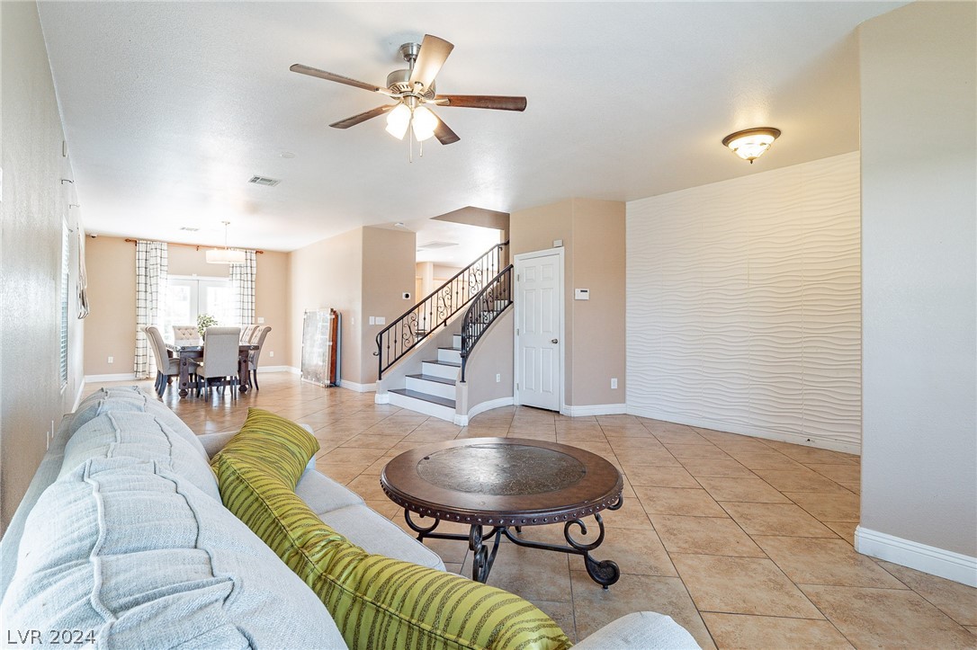 6513 West Tropical Parkway