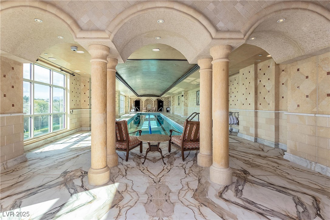 9103 Alta Drive 807