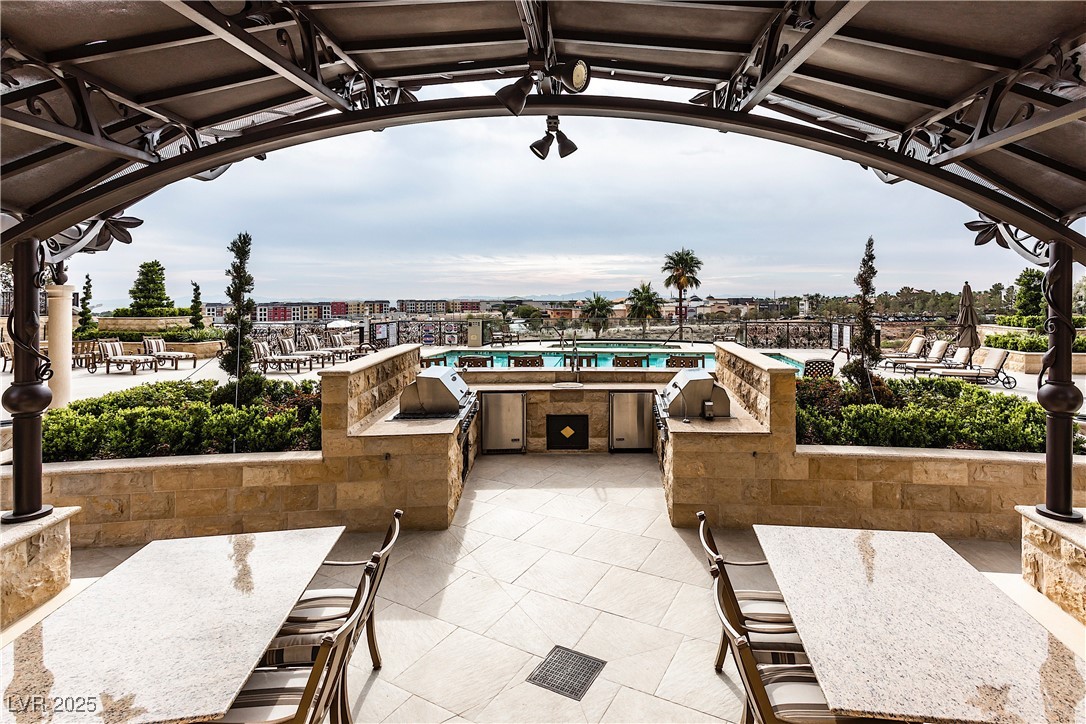 9103 Alta Drive 807