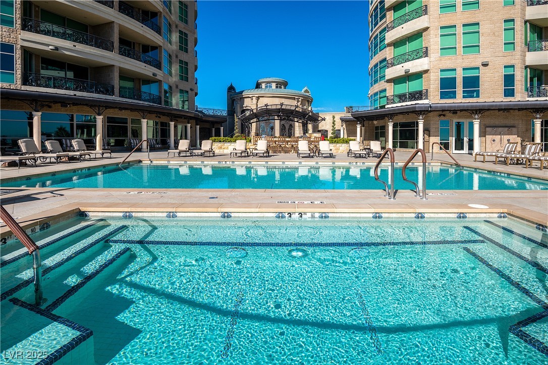 9103 Alta Drive 807