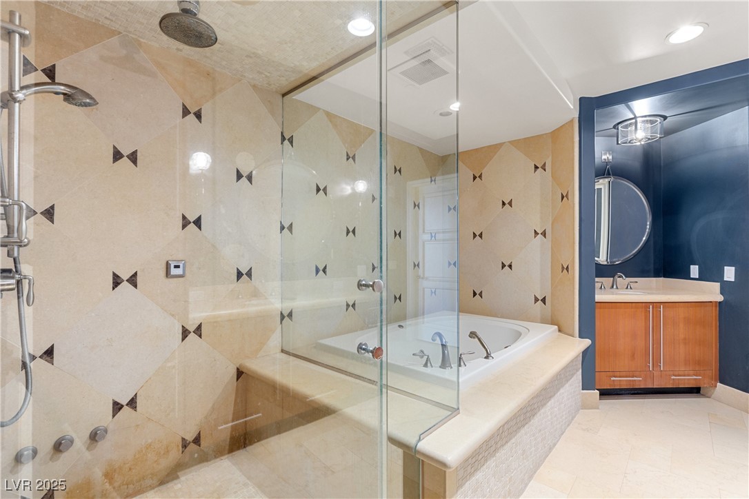 9103 Alta Drive 807