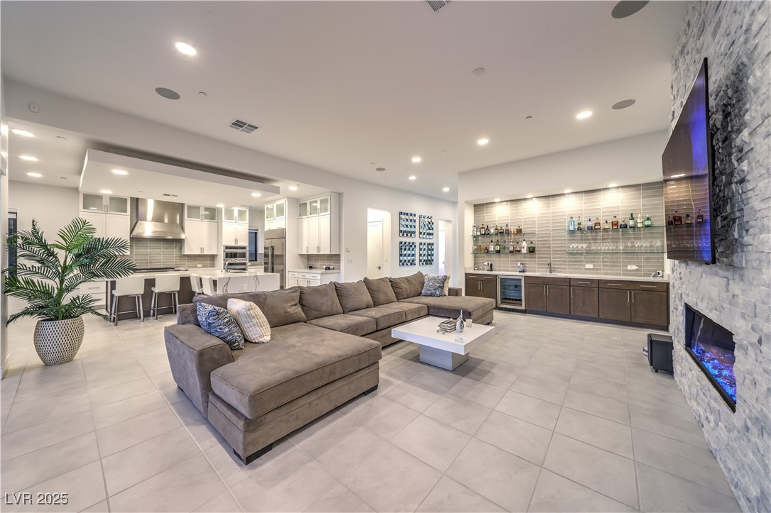 461 Highview Ridge Avenue