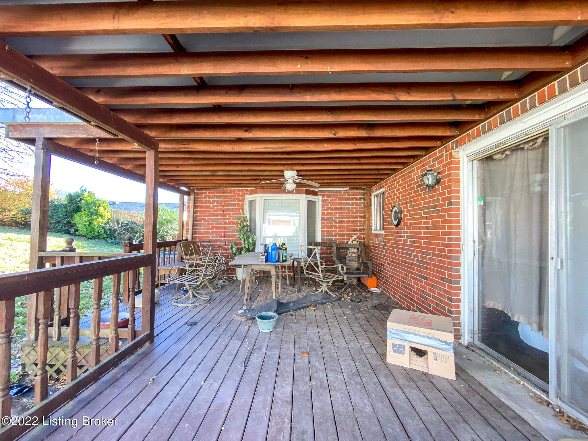 9805 Seville Dr
