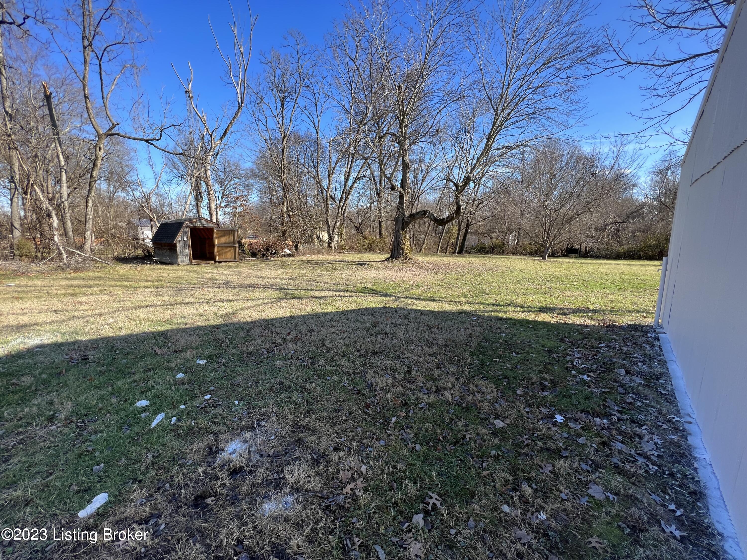 6905 Memory Ln