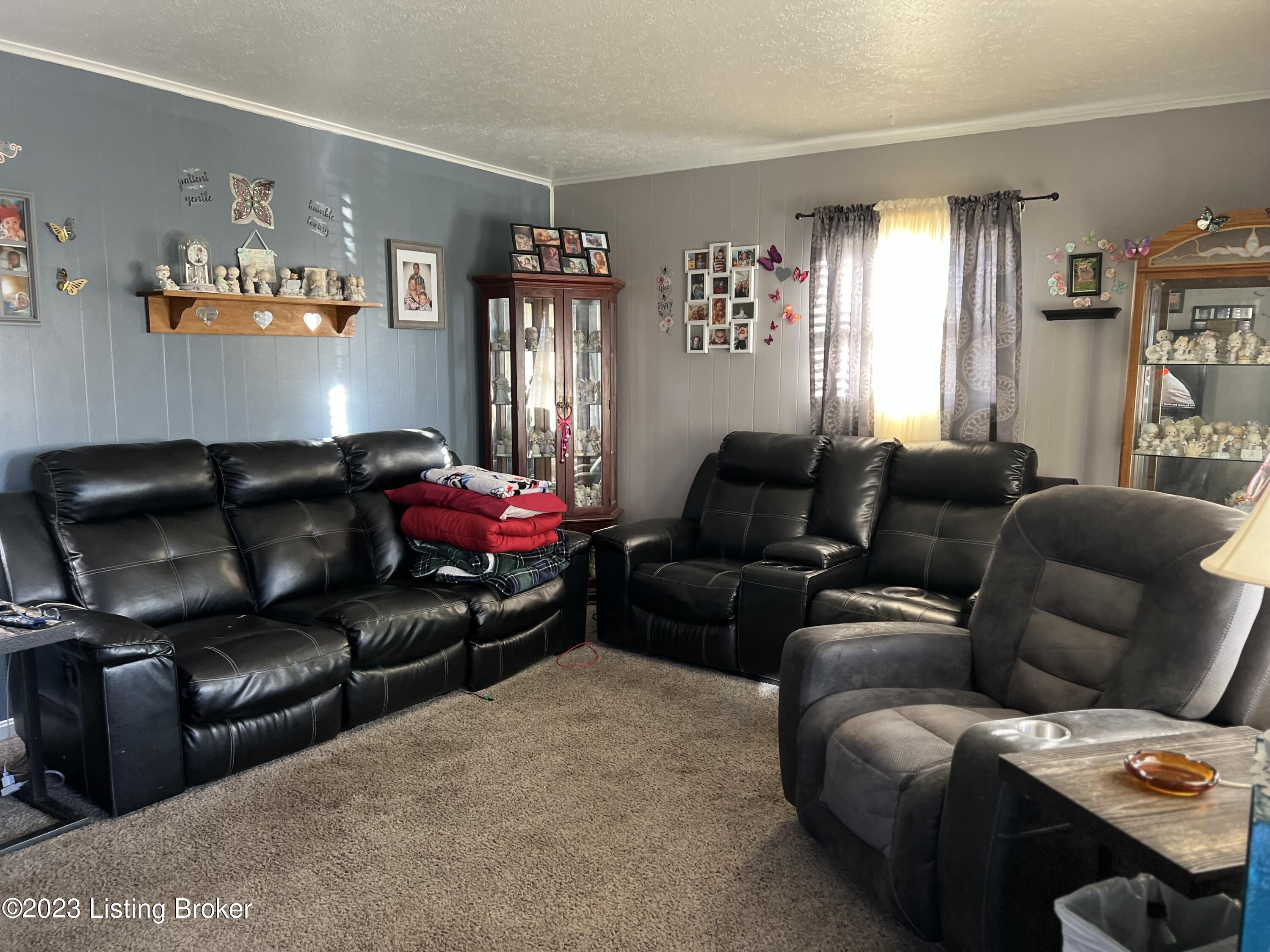 10219 Beau Brummell Dr