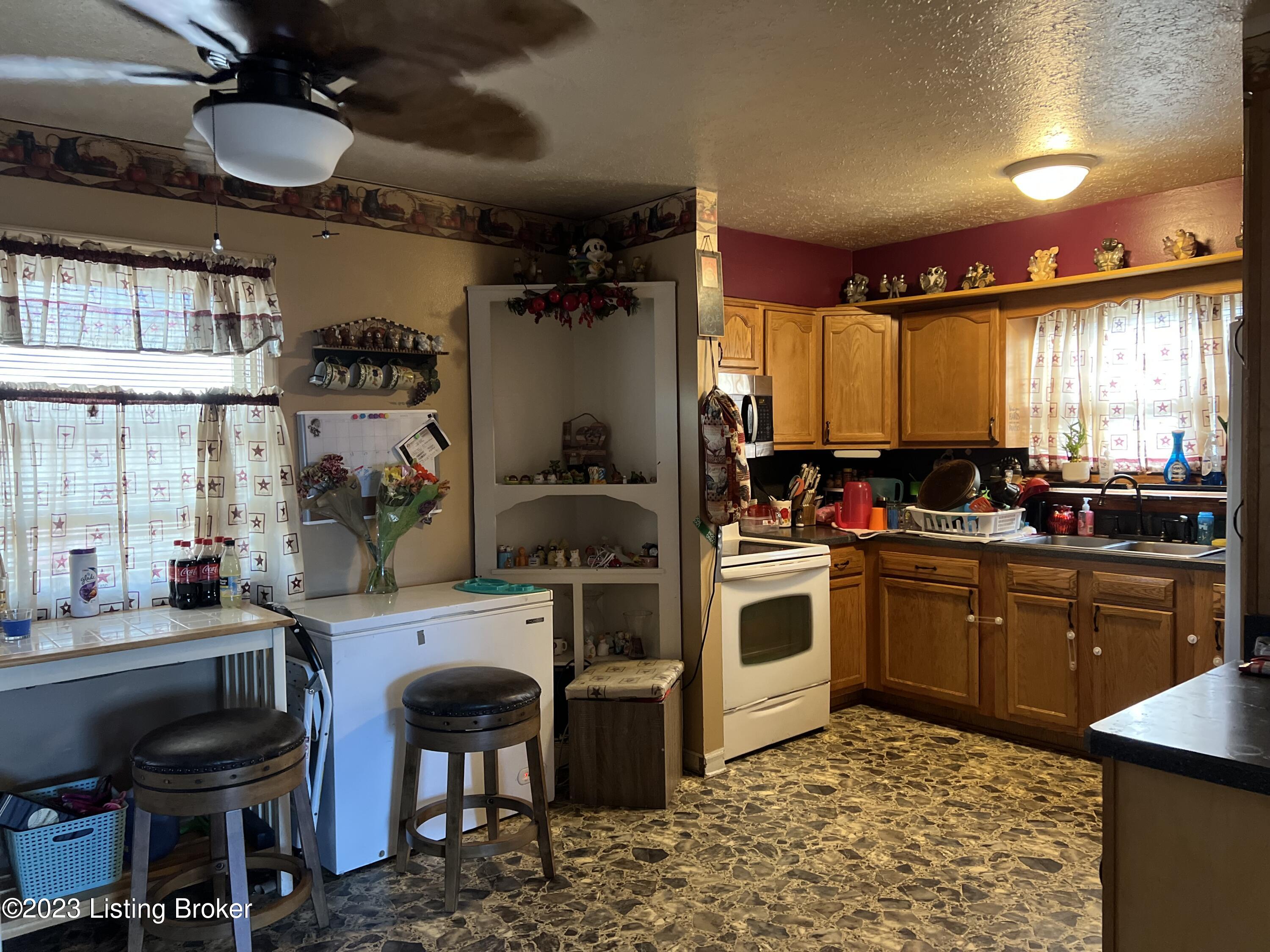 10219 Beau Brummell Dr