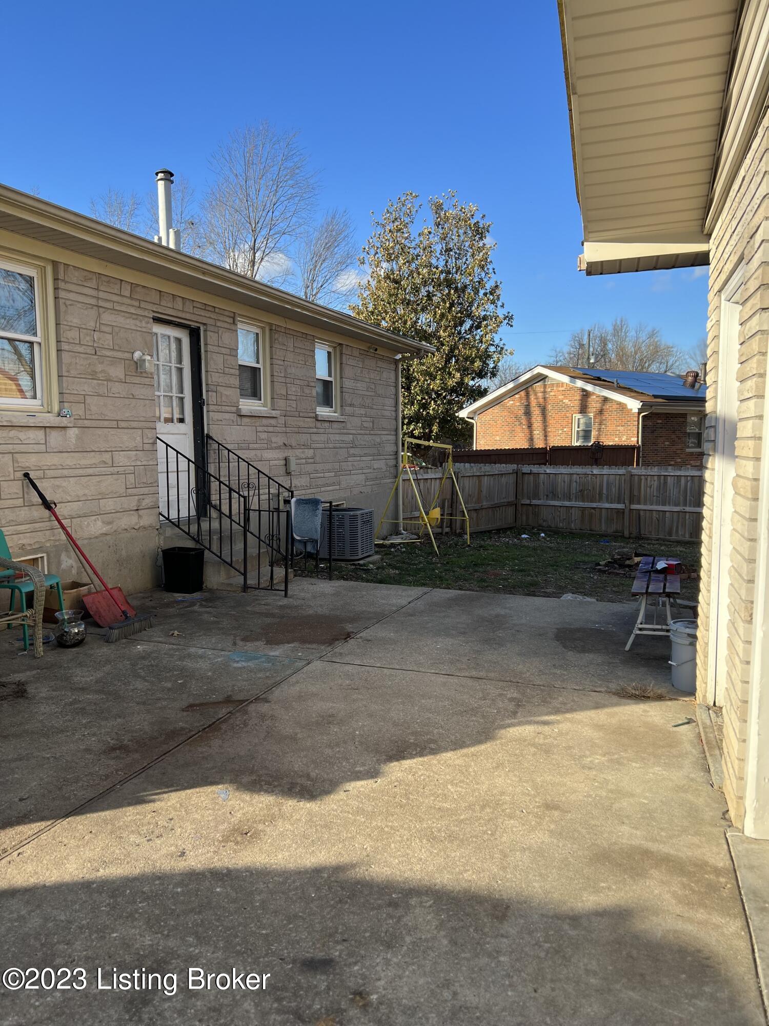 10219 Beau Brummell Dr