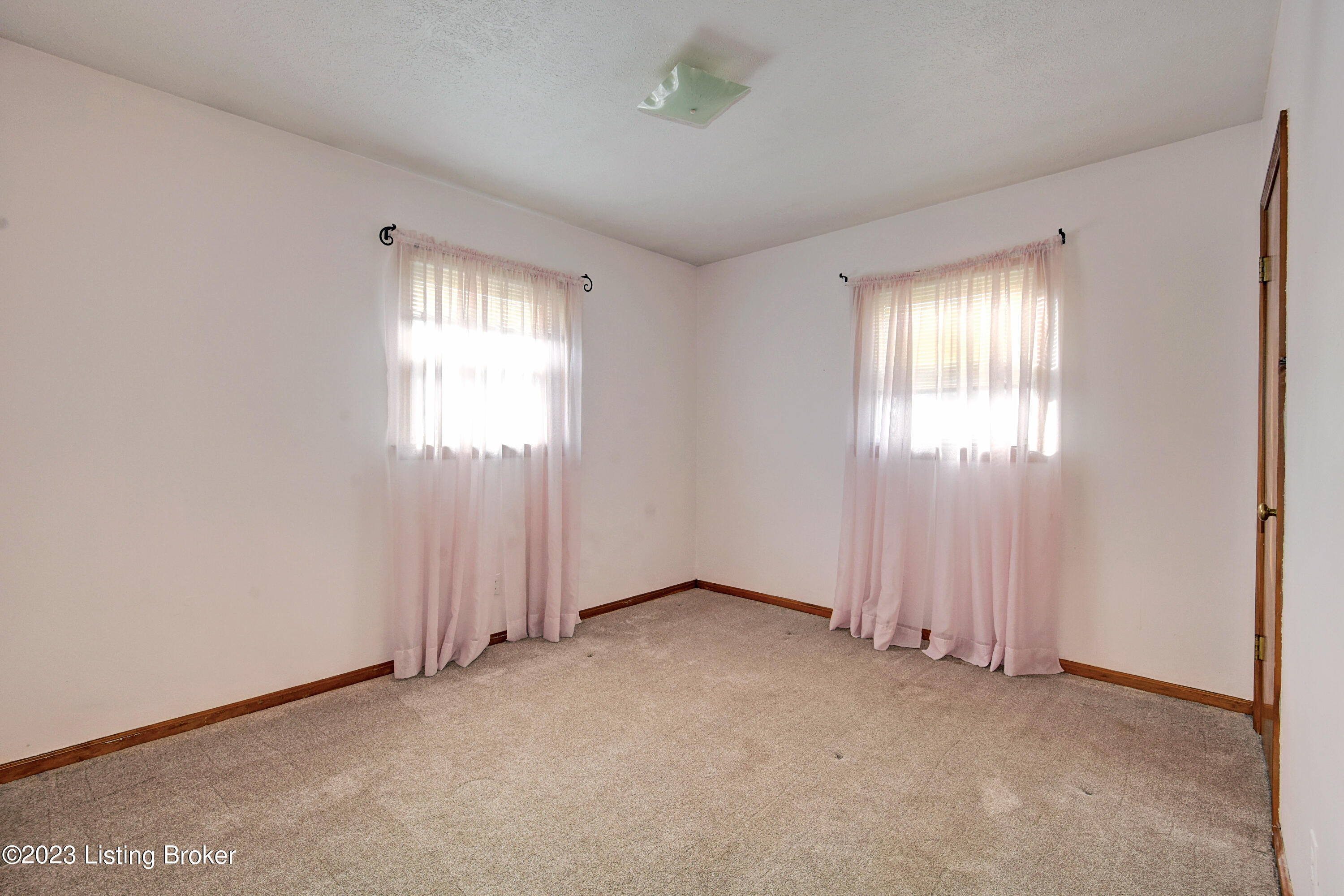 13412 Diane Rd