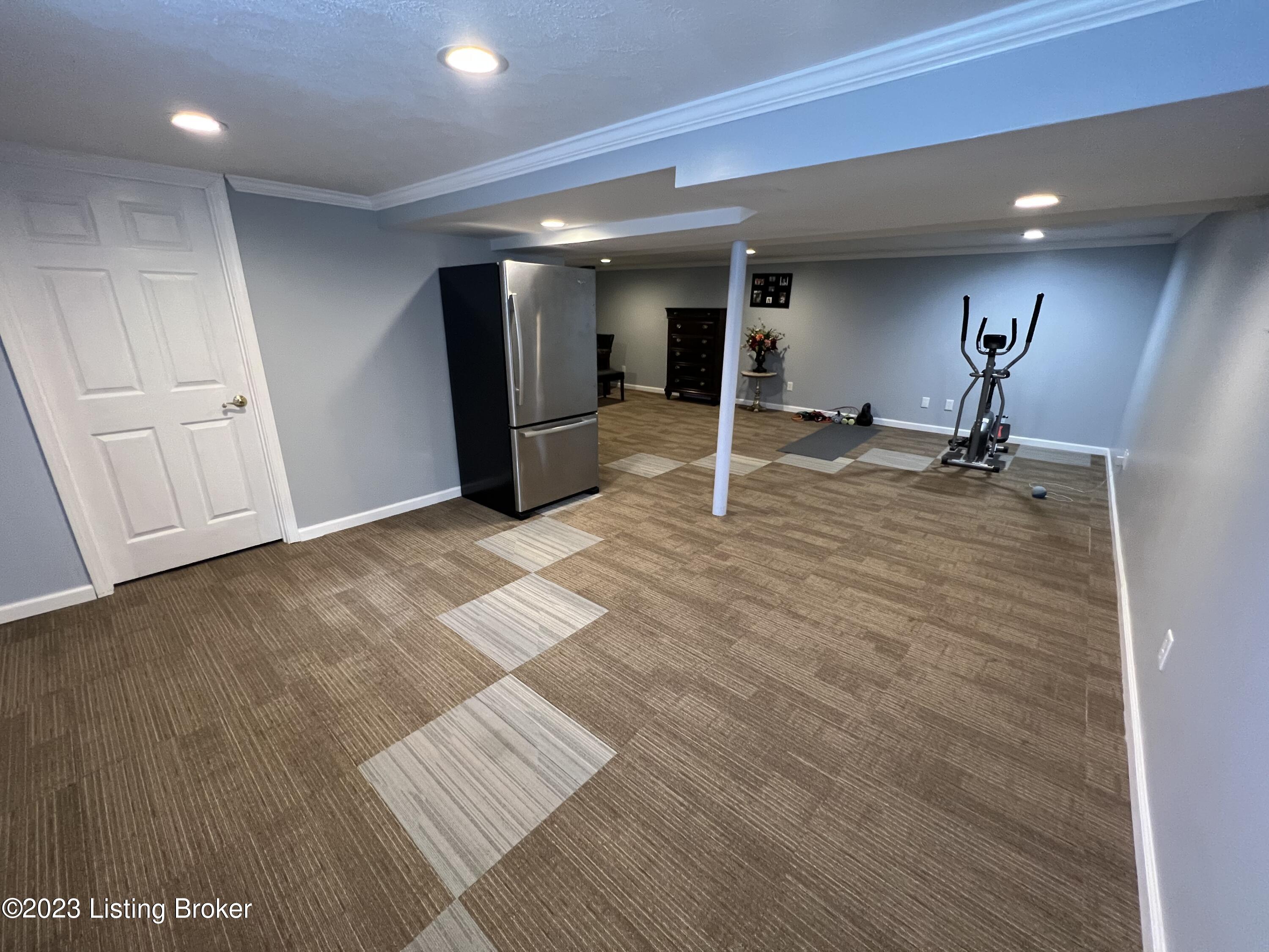 8100 Smithton Rd