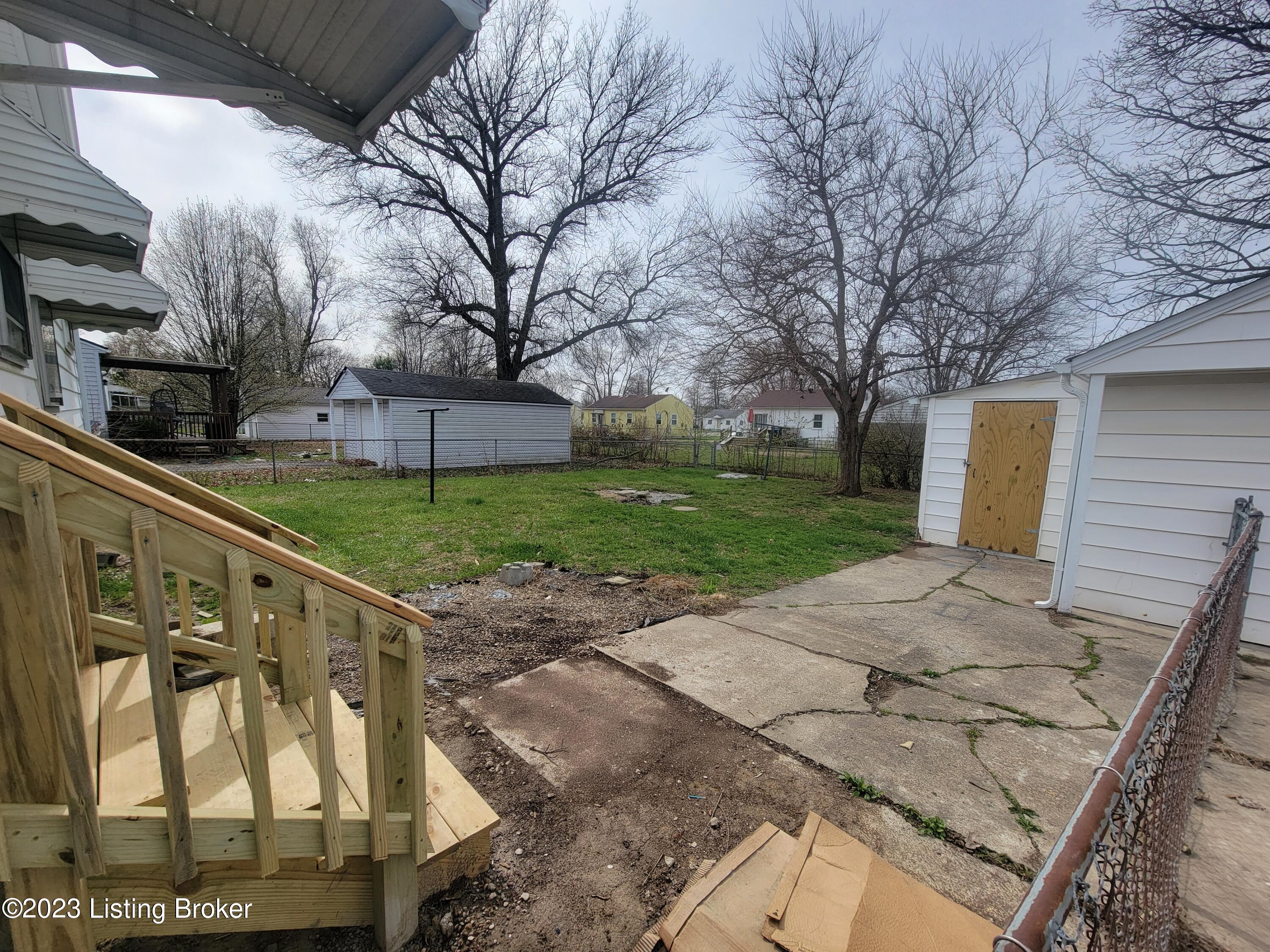 7502 Gerald Ave