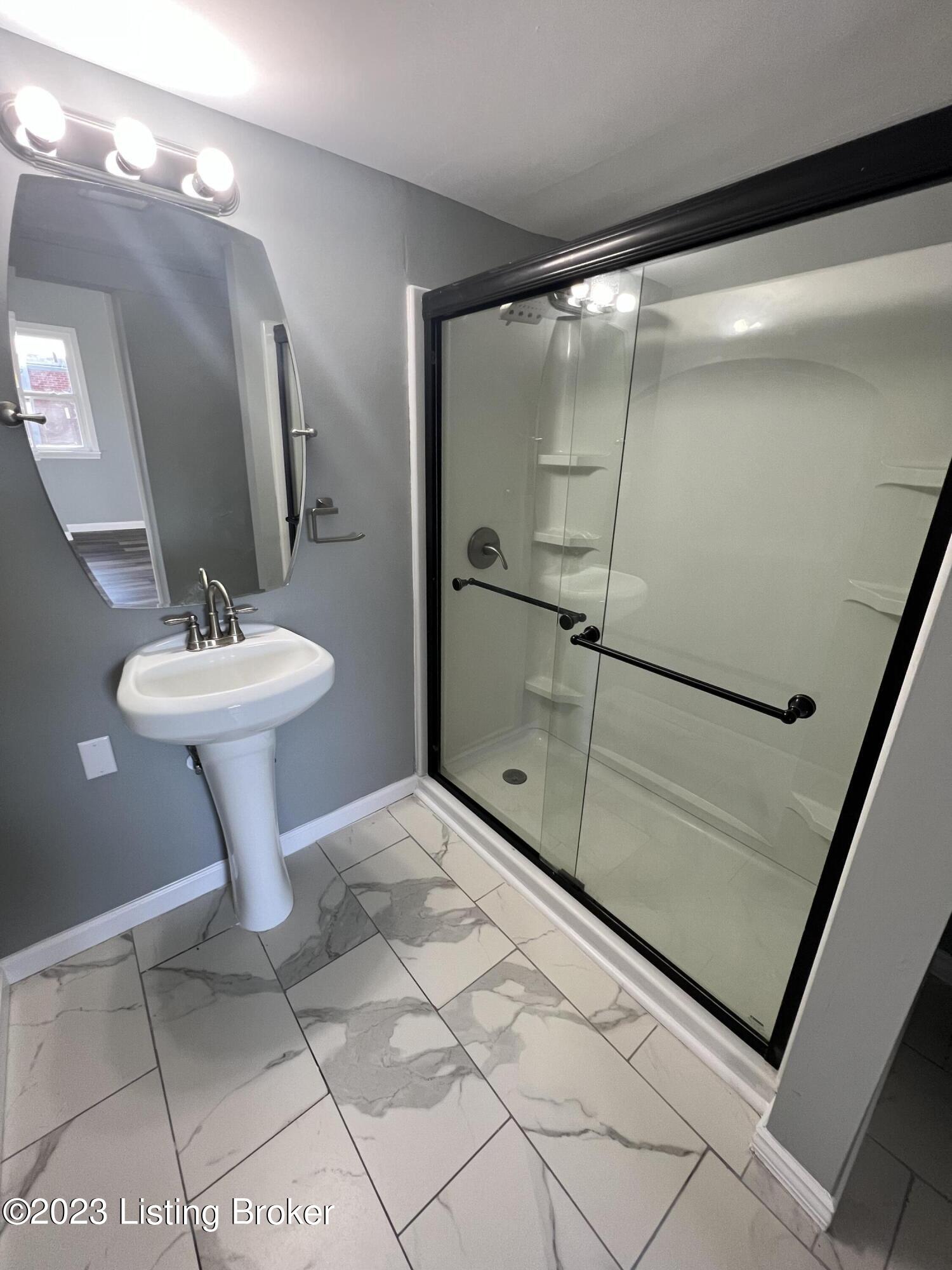 5312 Georgia Ln