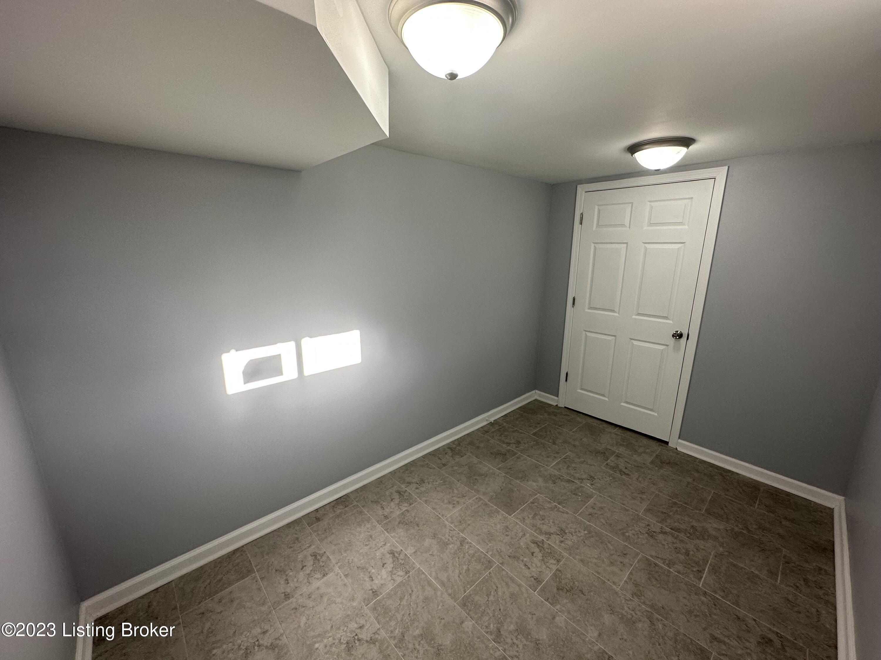 10012 Stonestreet Rd