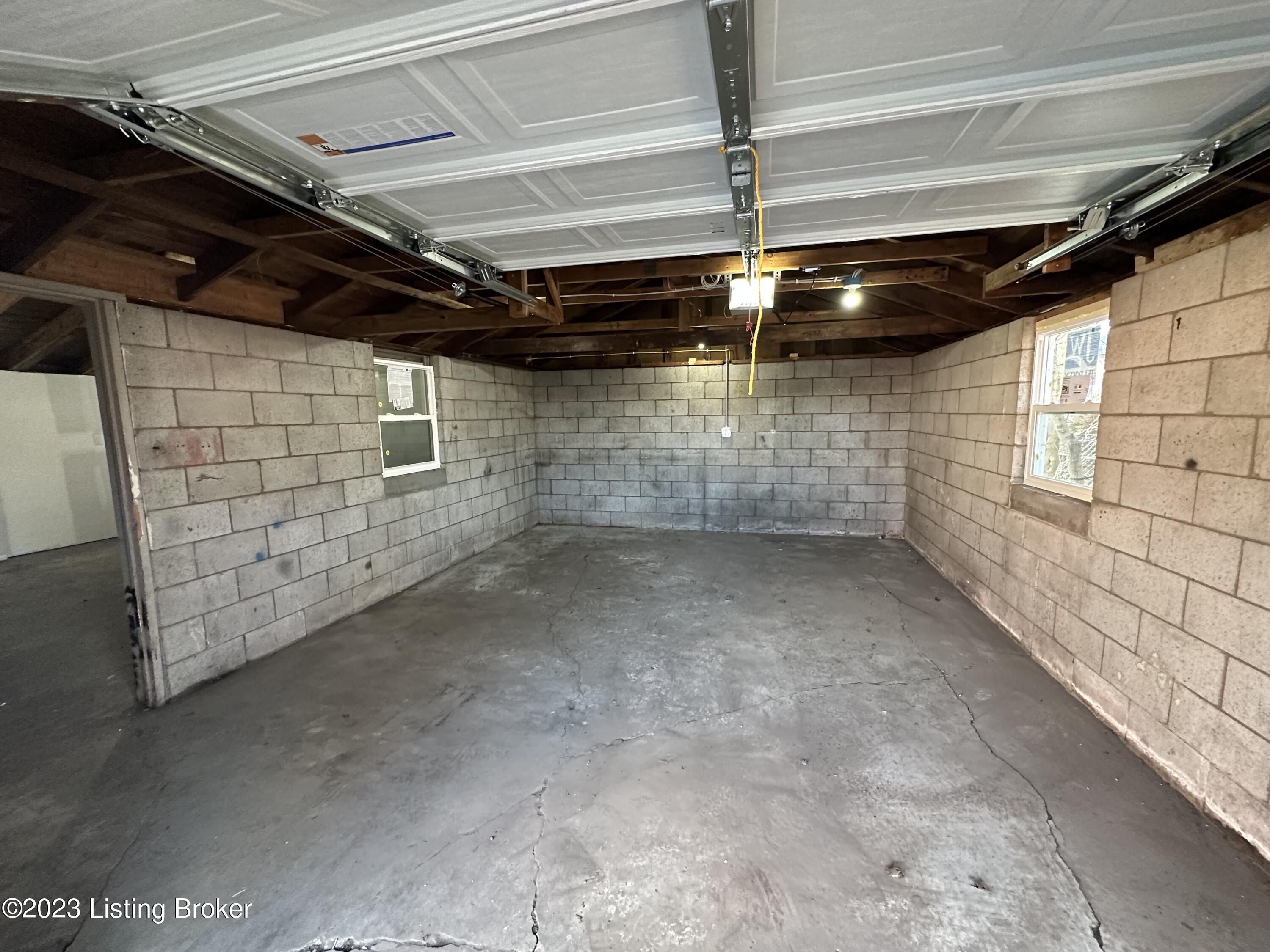 10012 Stonestreet Rd