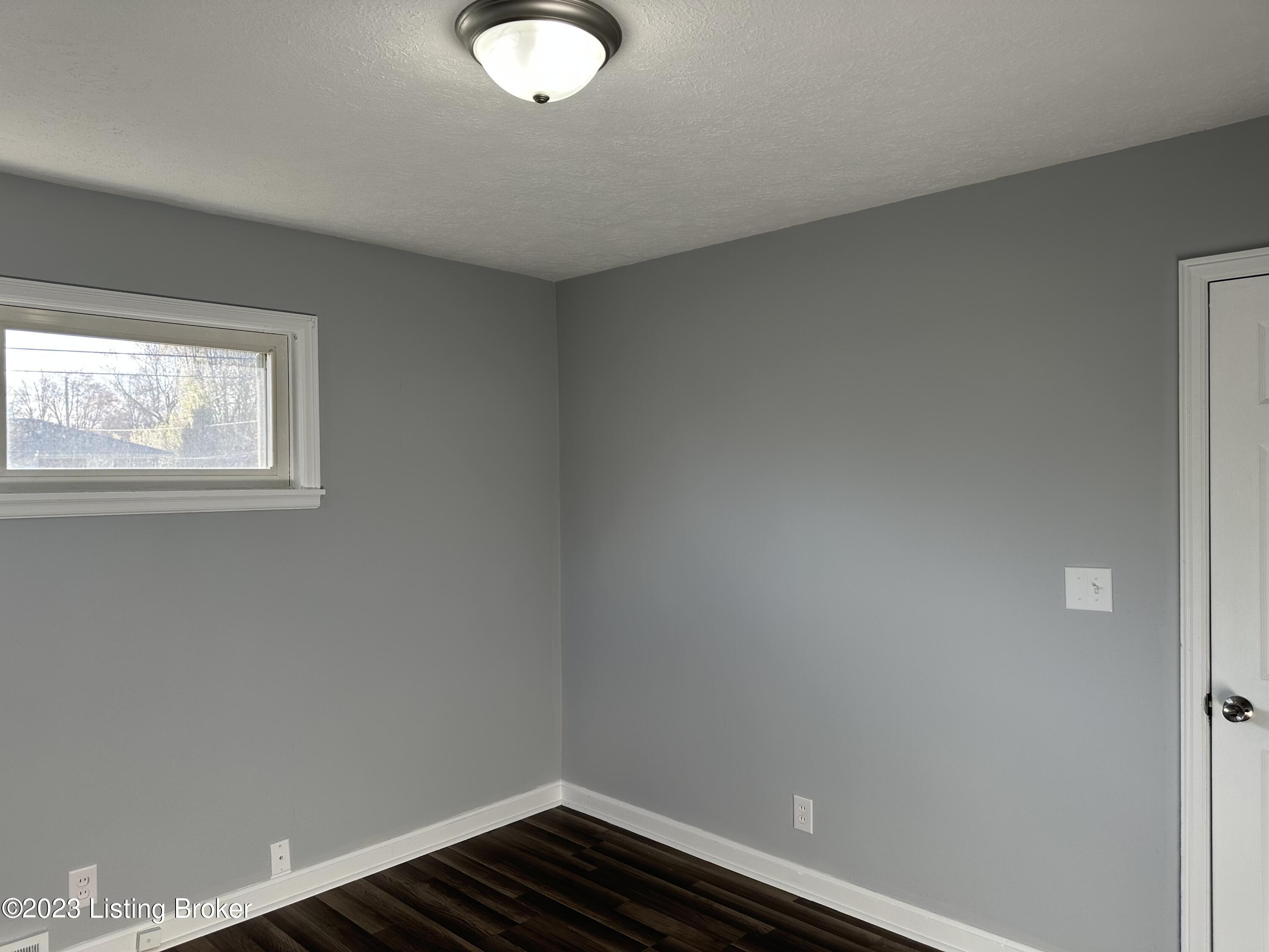 10012 Stonestreet Rd