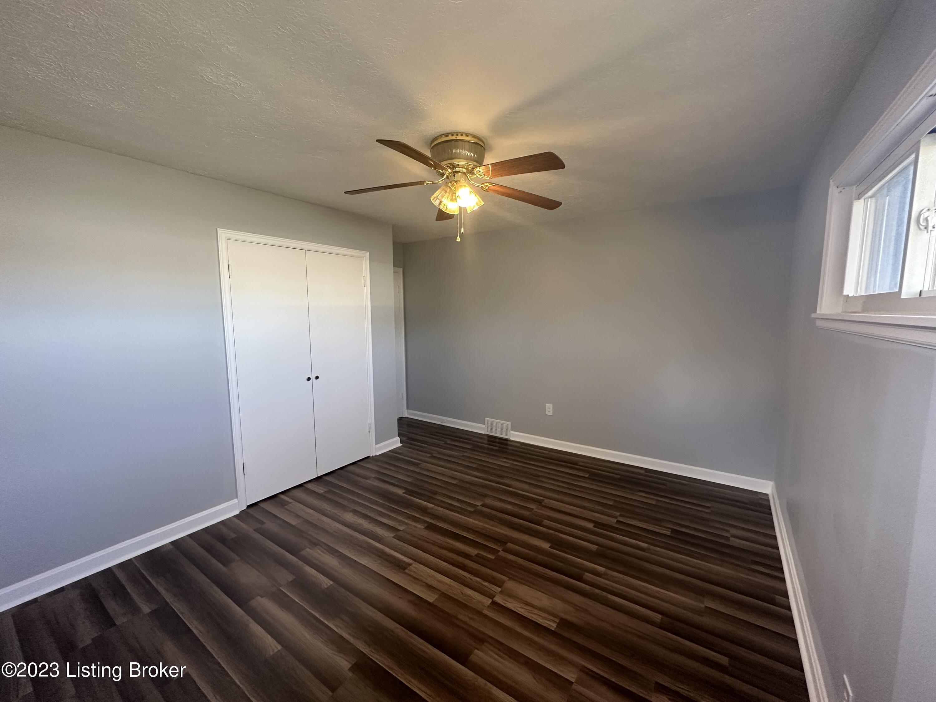 10012 Stonestreet Rd