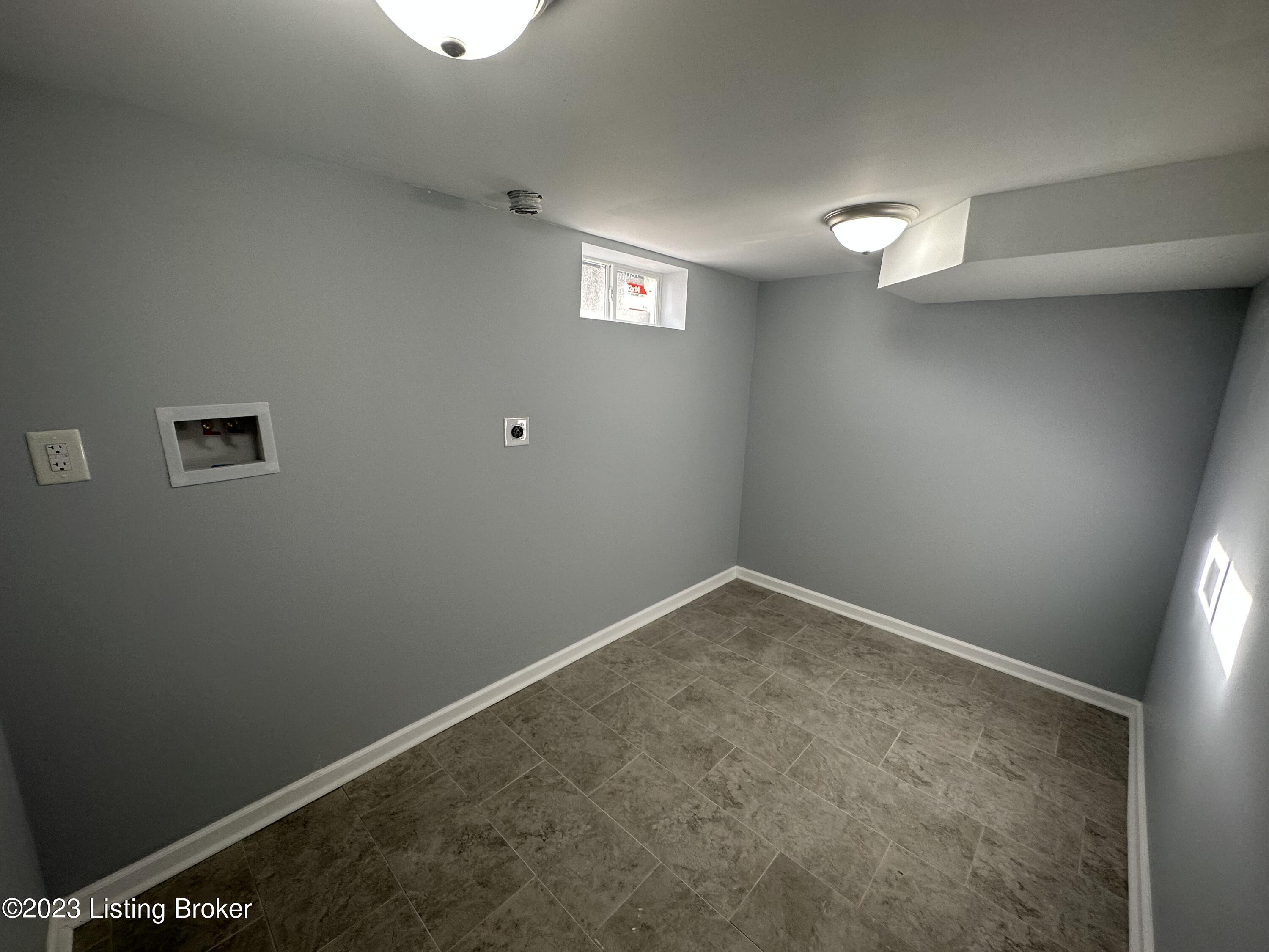 10012 Stonestreet Rd