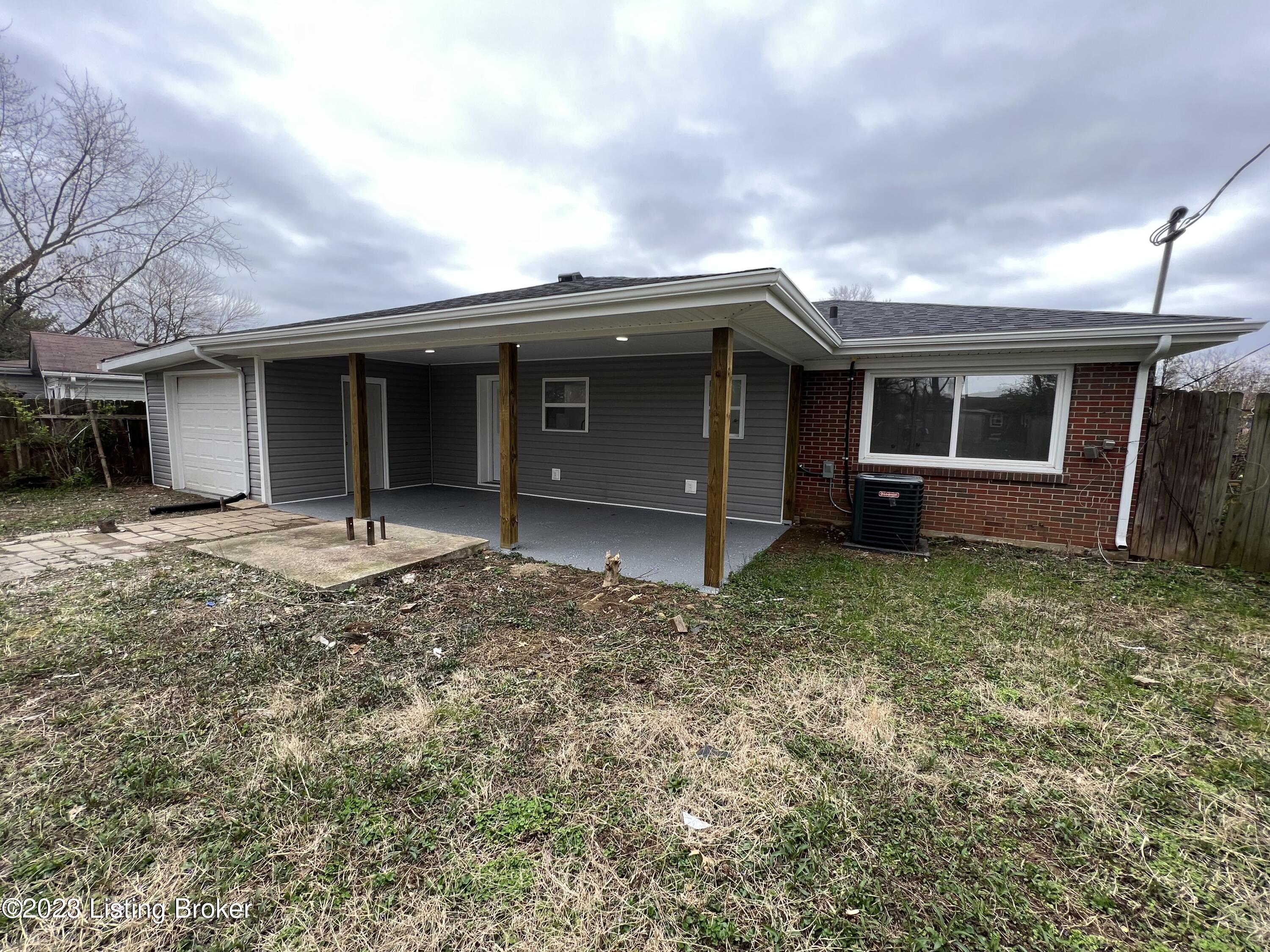 2235 Paris Dr