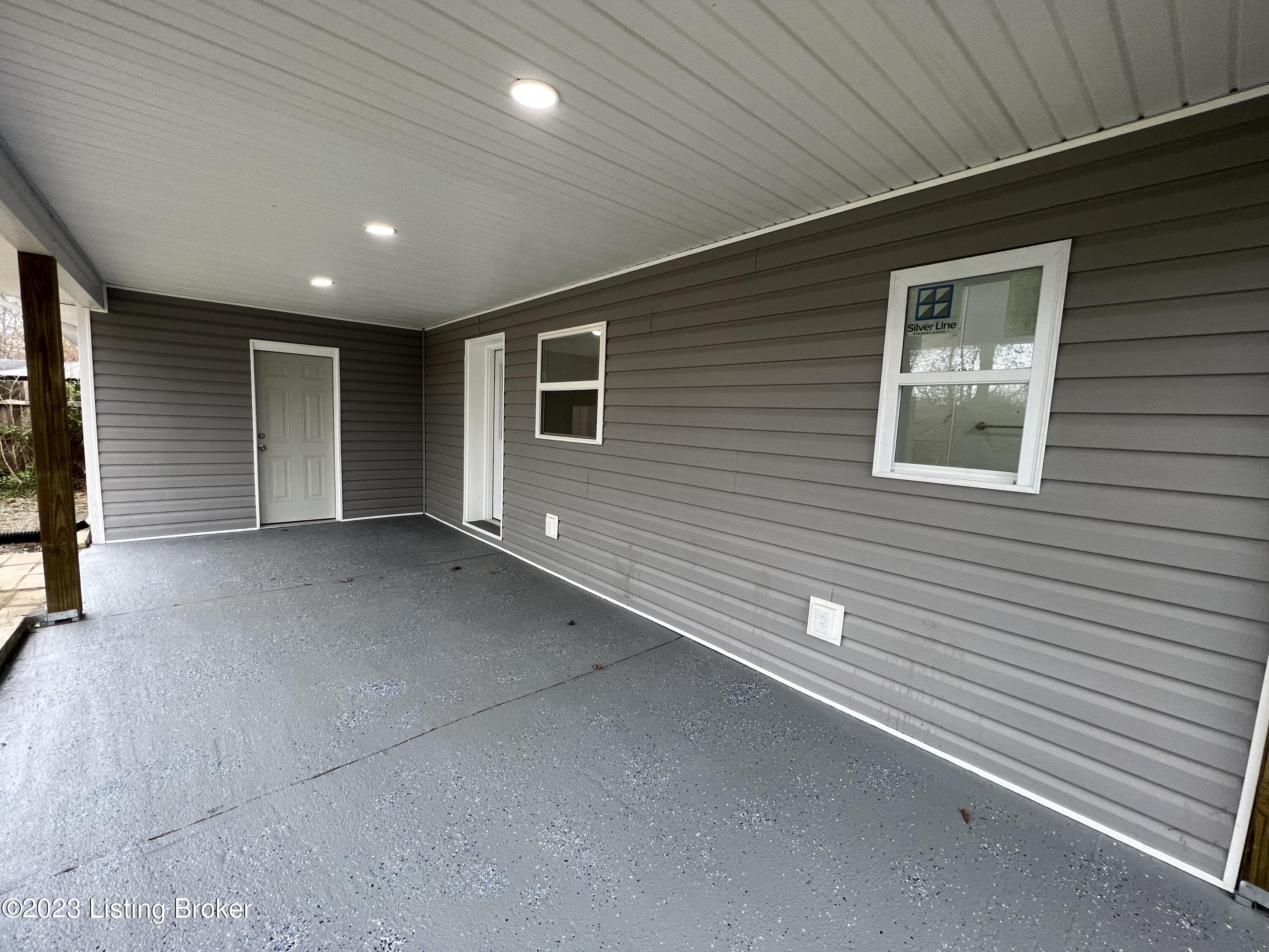 2235 Paris Dr