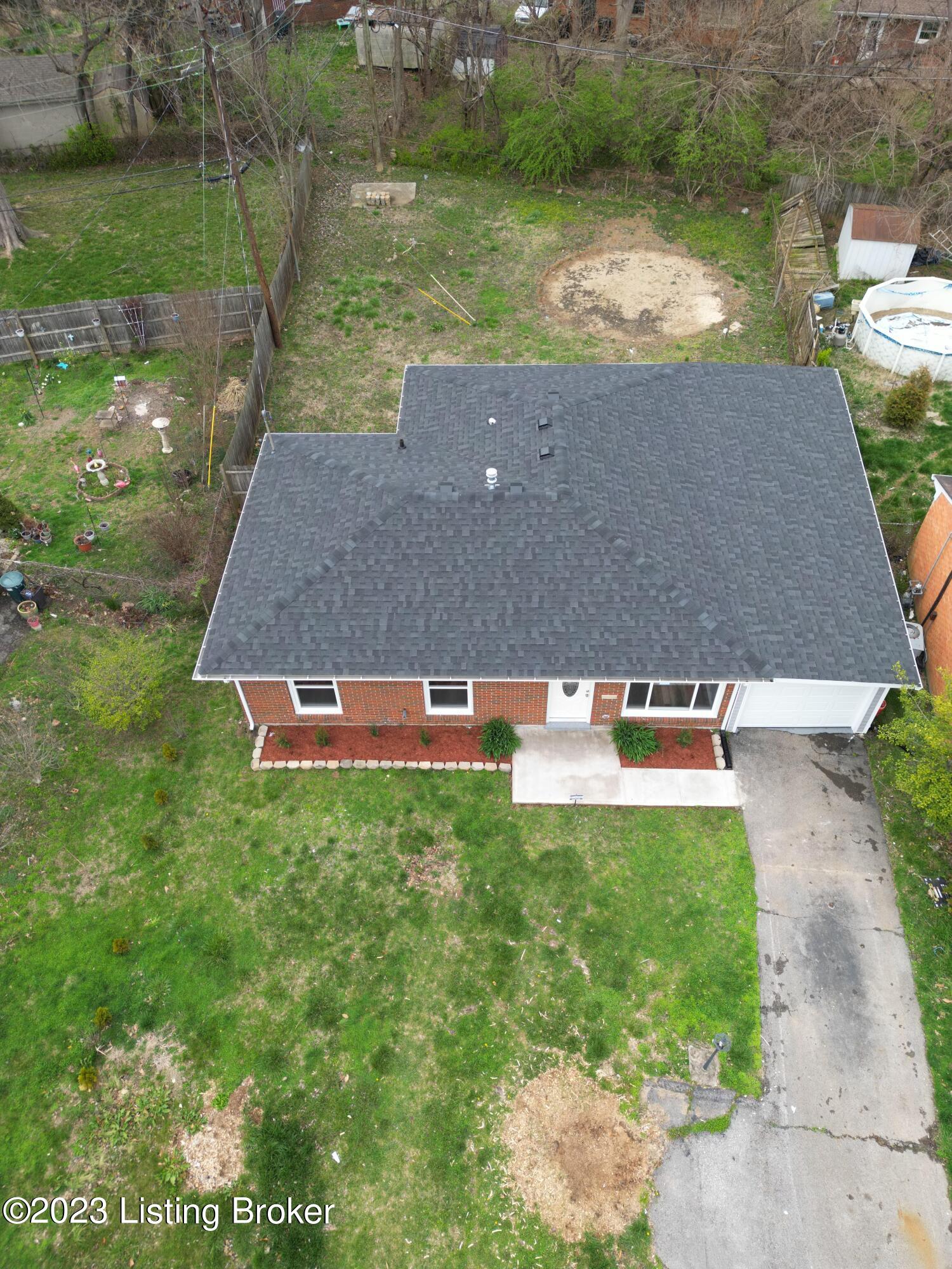 2235 Paris Dr
