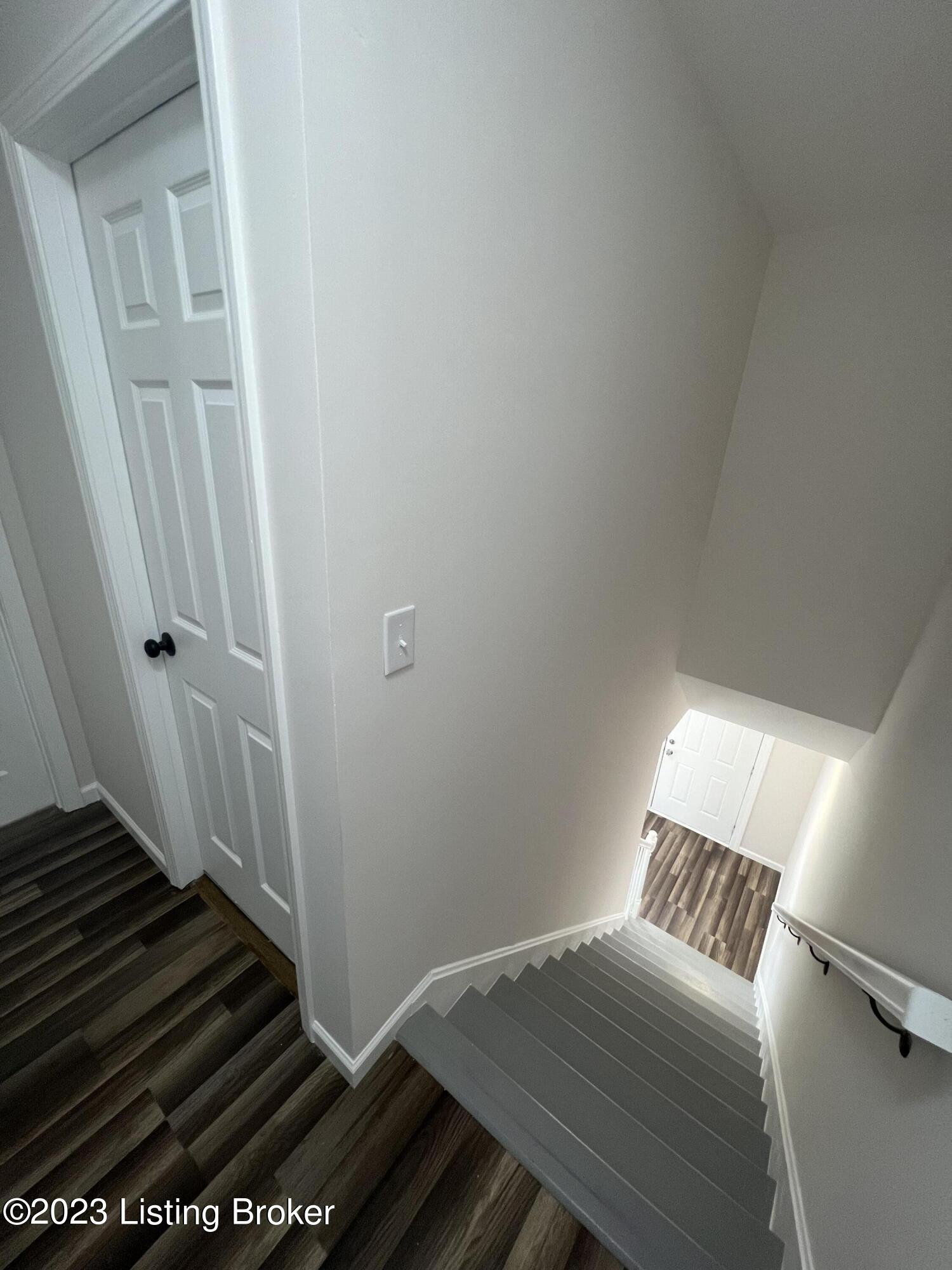 10307 Cooperwood Ct
