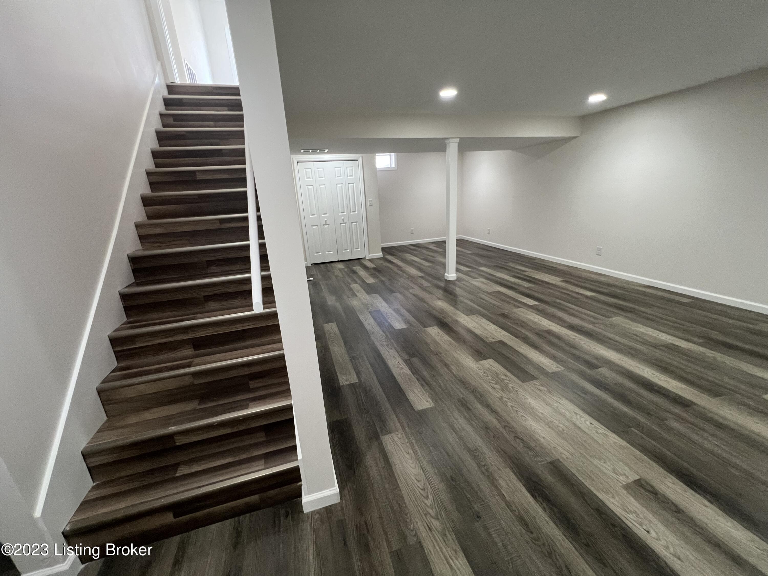 10307 Cooperwood Ct