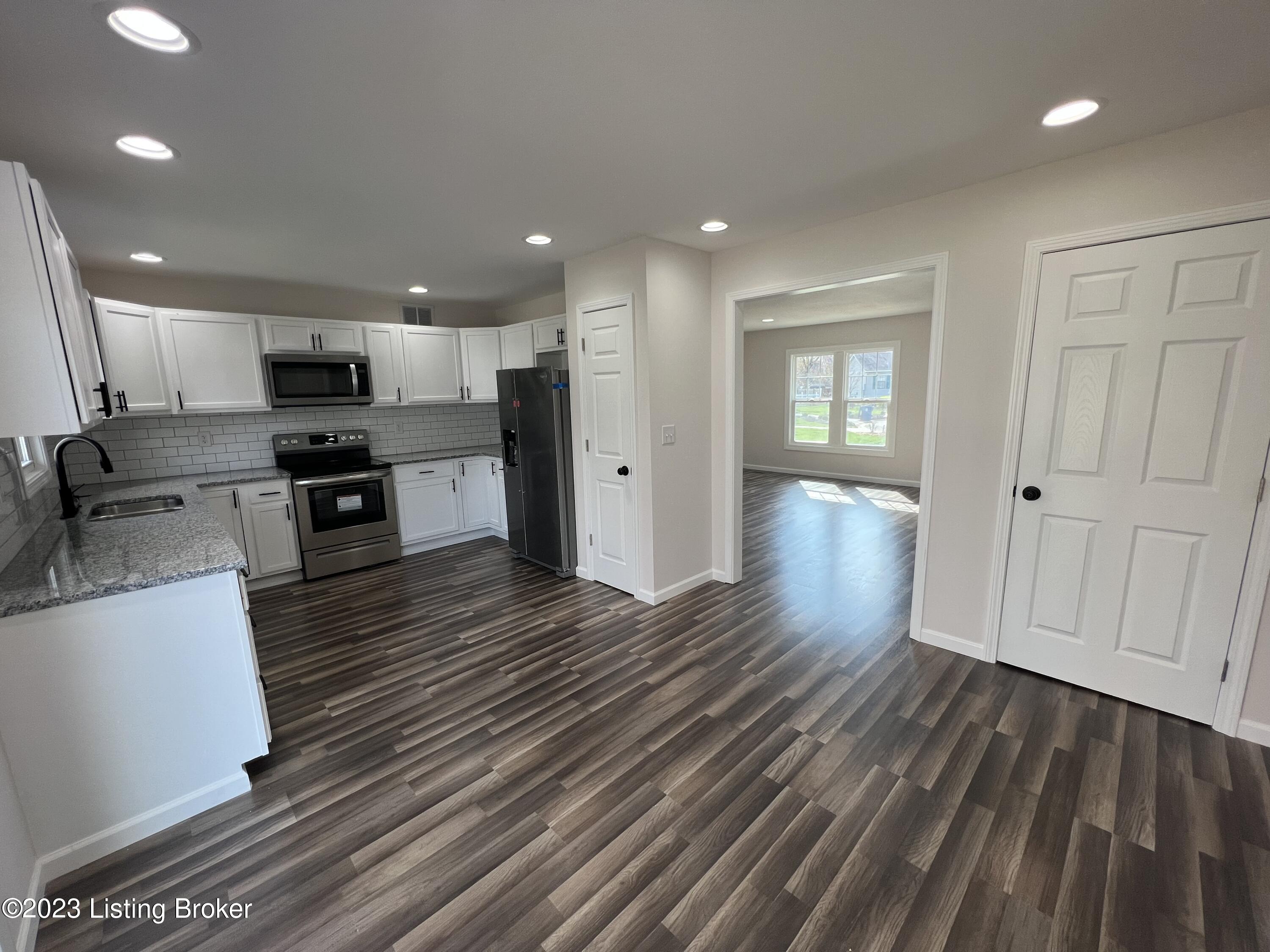 10307 Cooperwood Ct