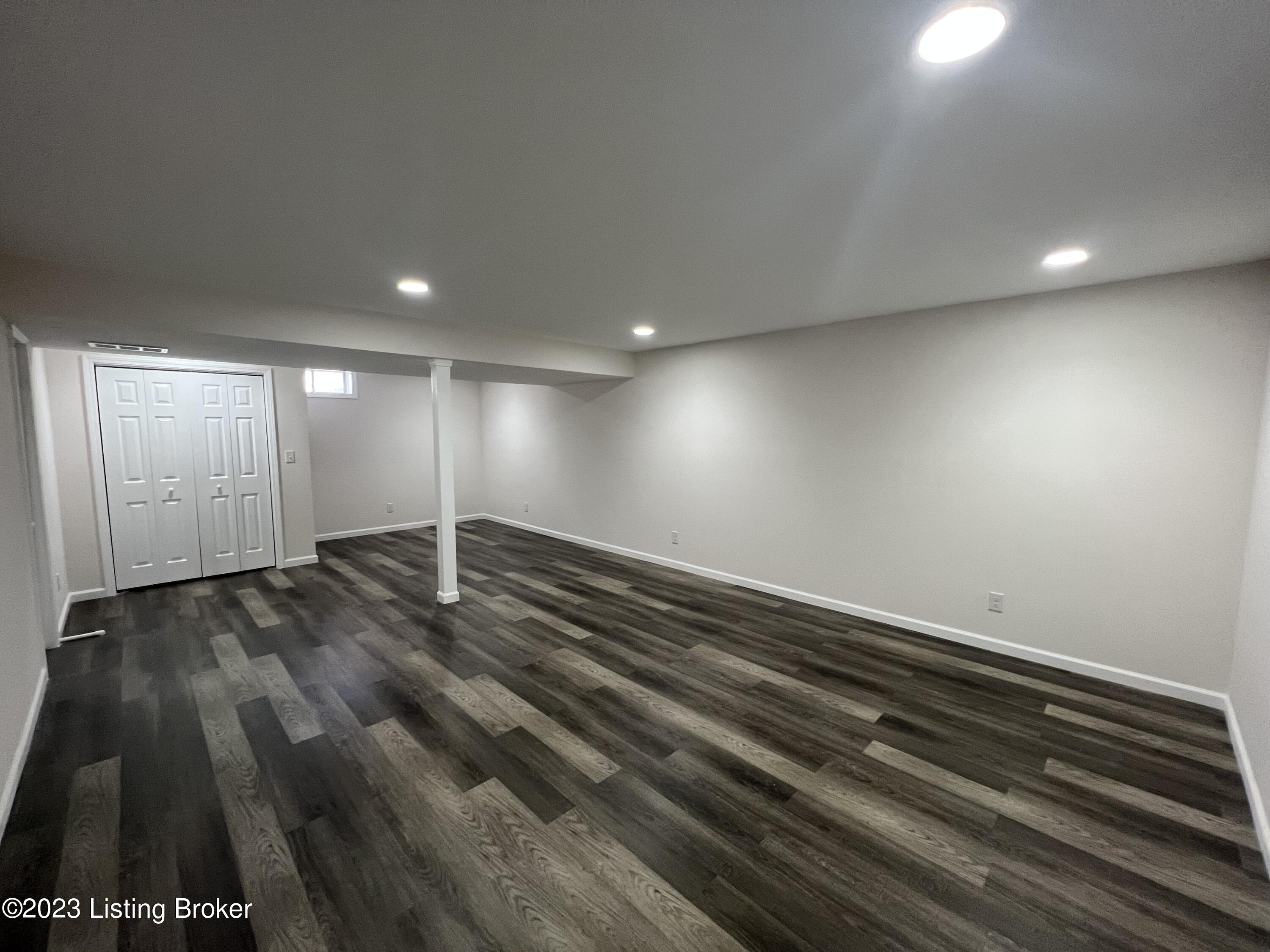 10307 Cooperwood Ct