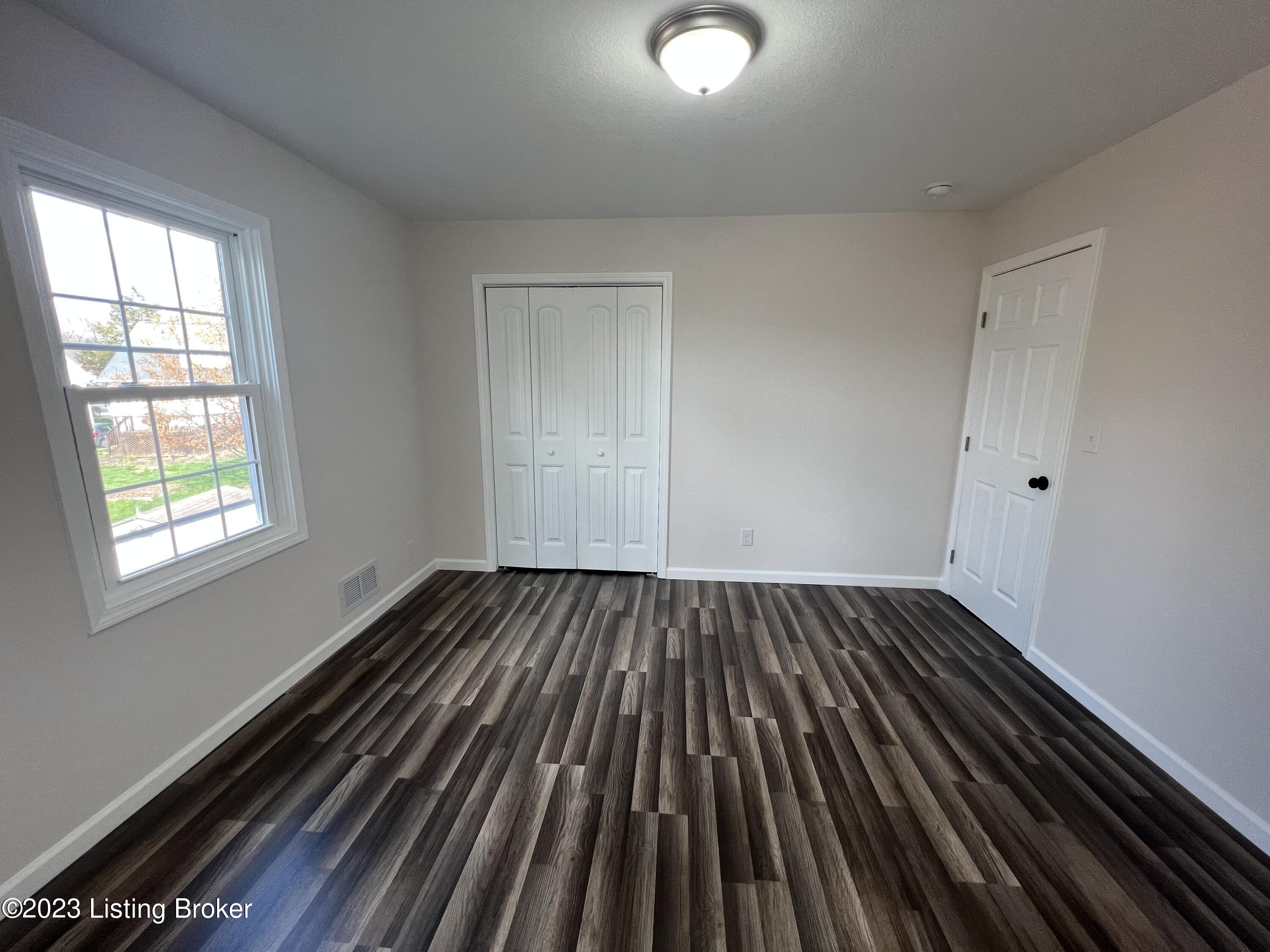 10307 Cooperwood Ct